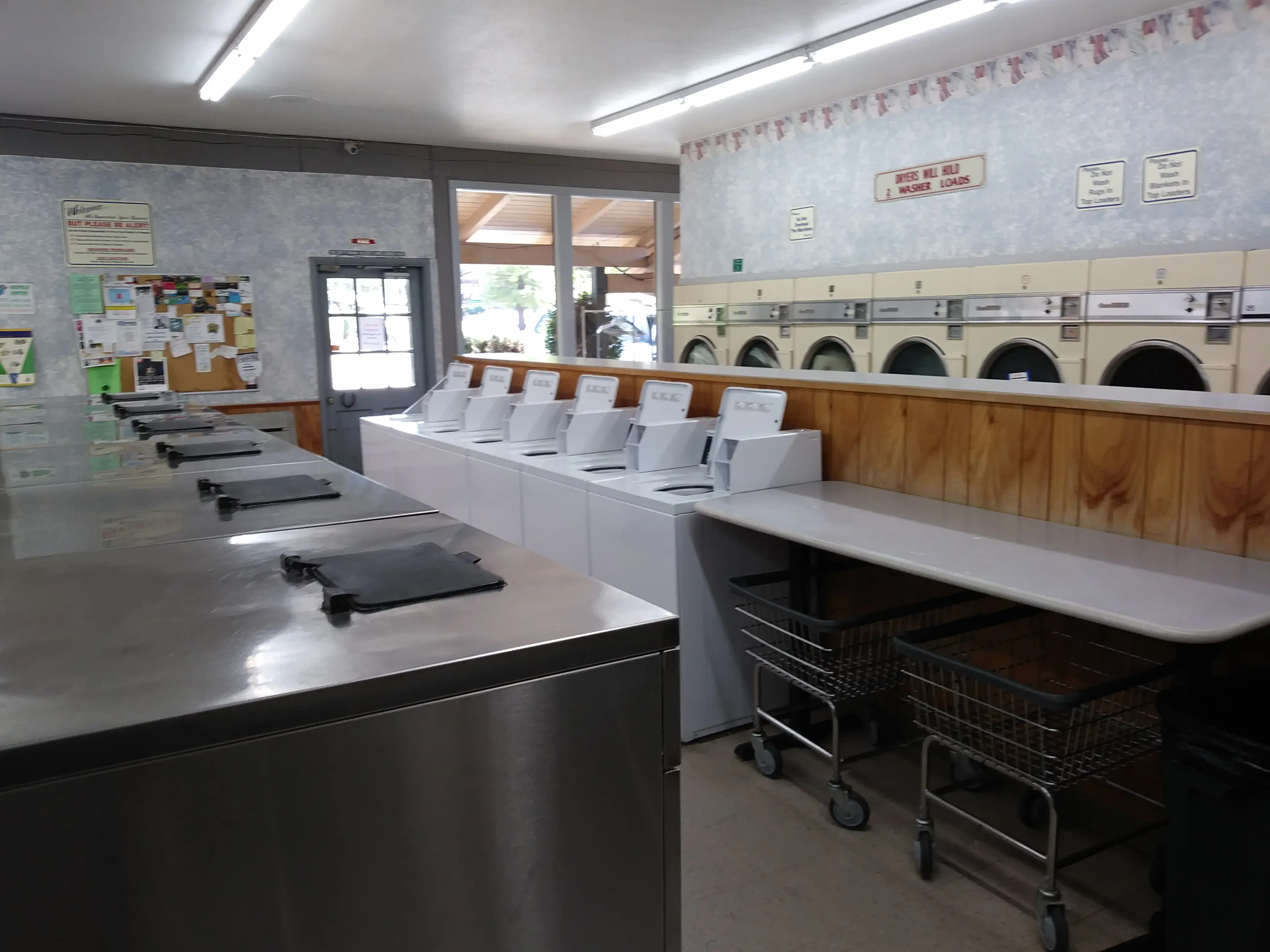 Penn Valley Laundromat - Image 7