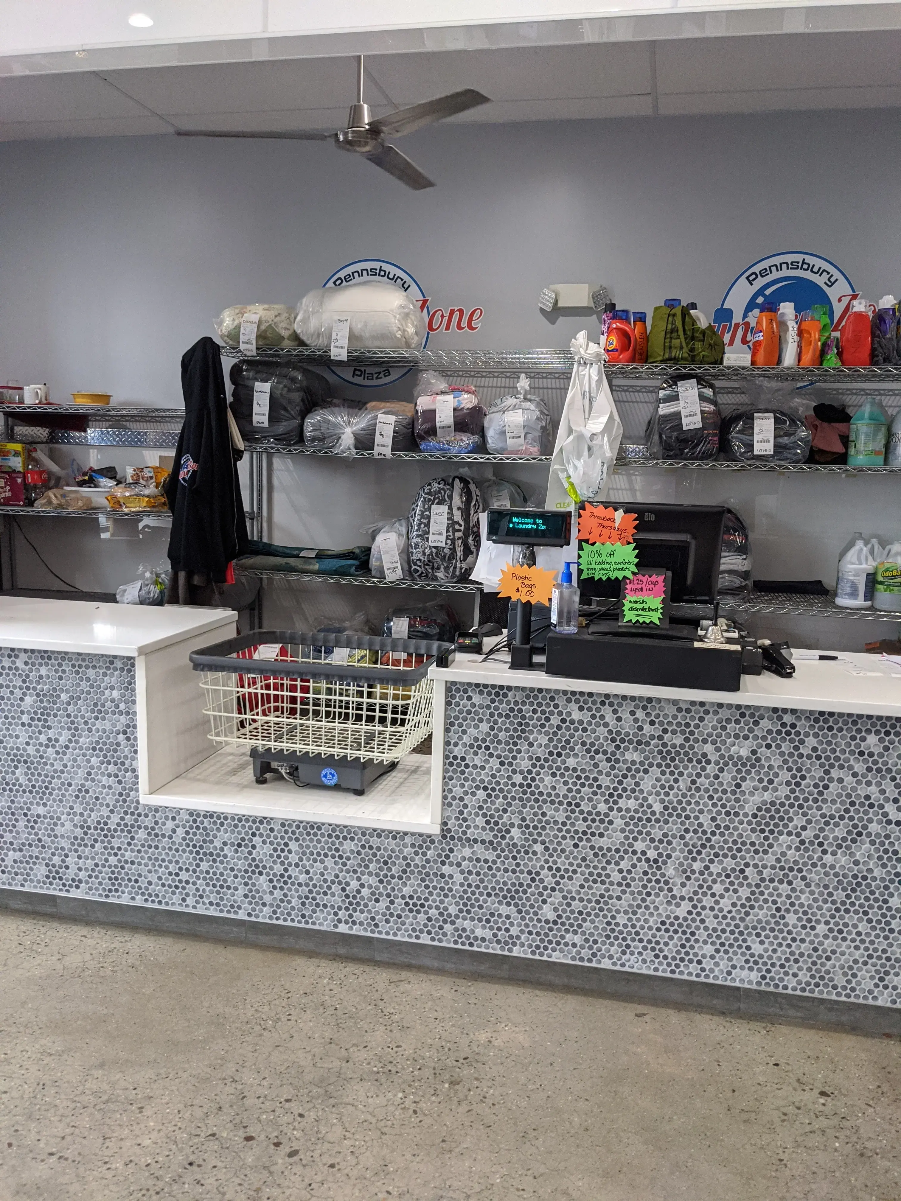 Pennsbury Plaza Laundry Zone - Image 14