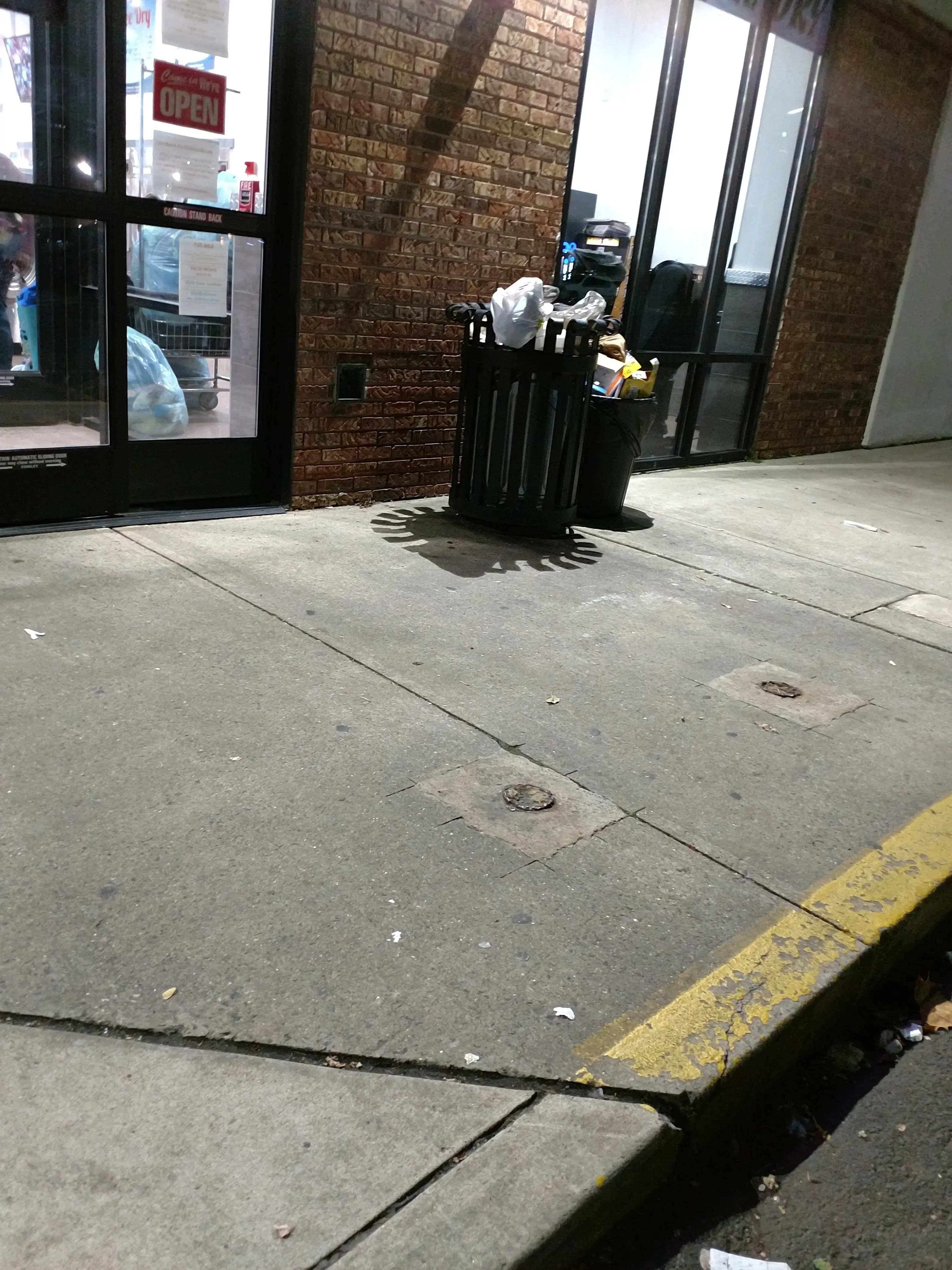 Pennsbury Plaza Laundry Zone thumbnail 4