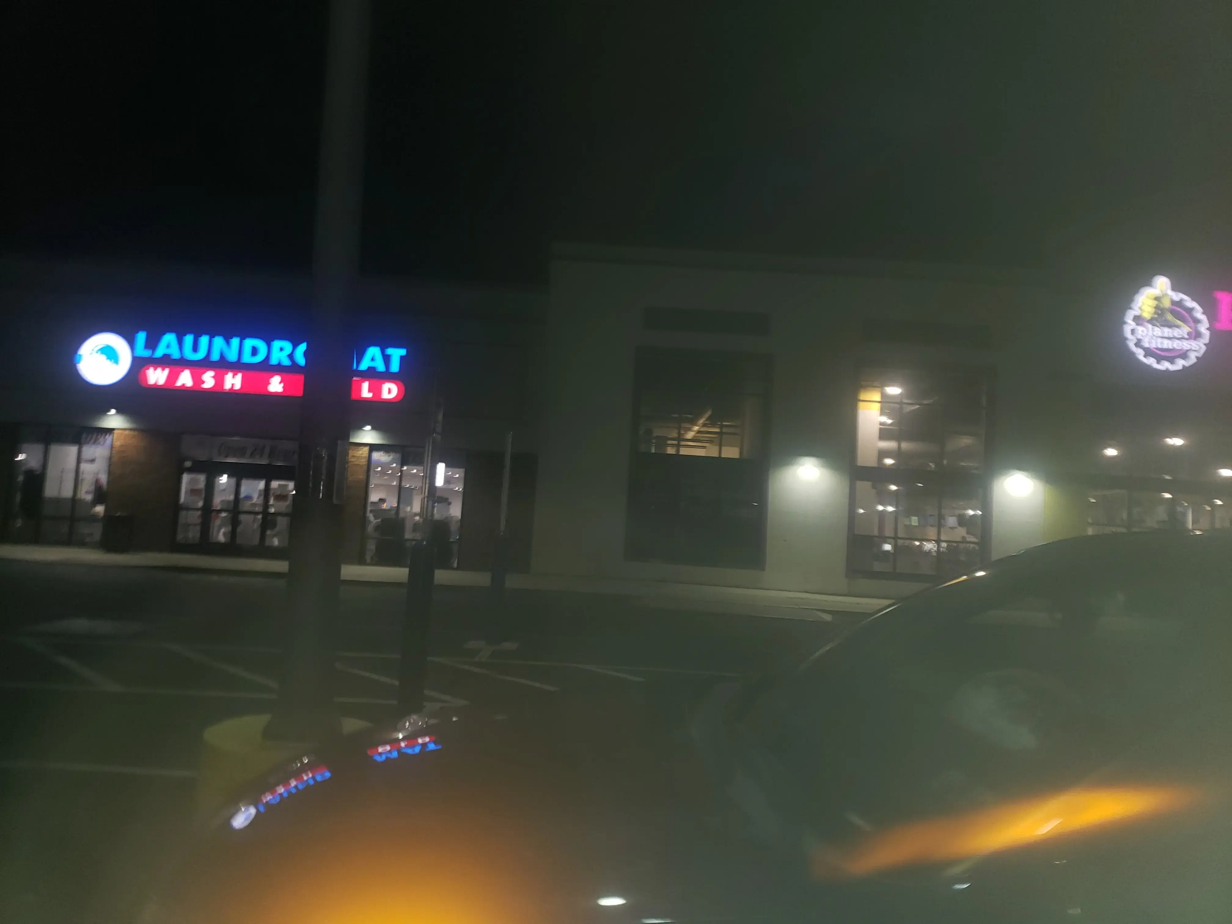 Pennsbury Plaza Laundry Zone thumbnail 13