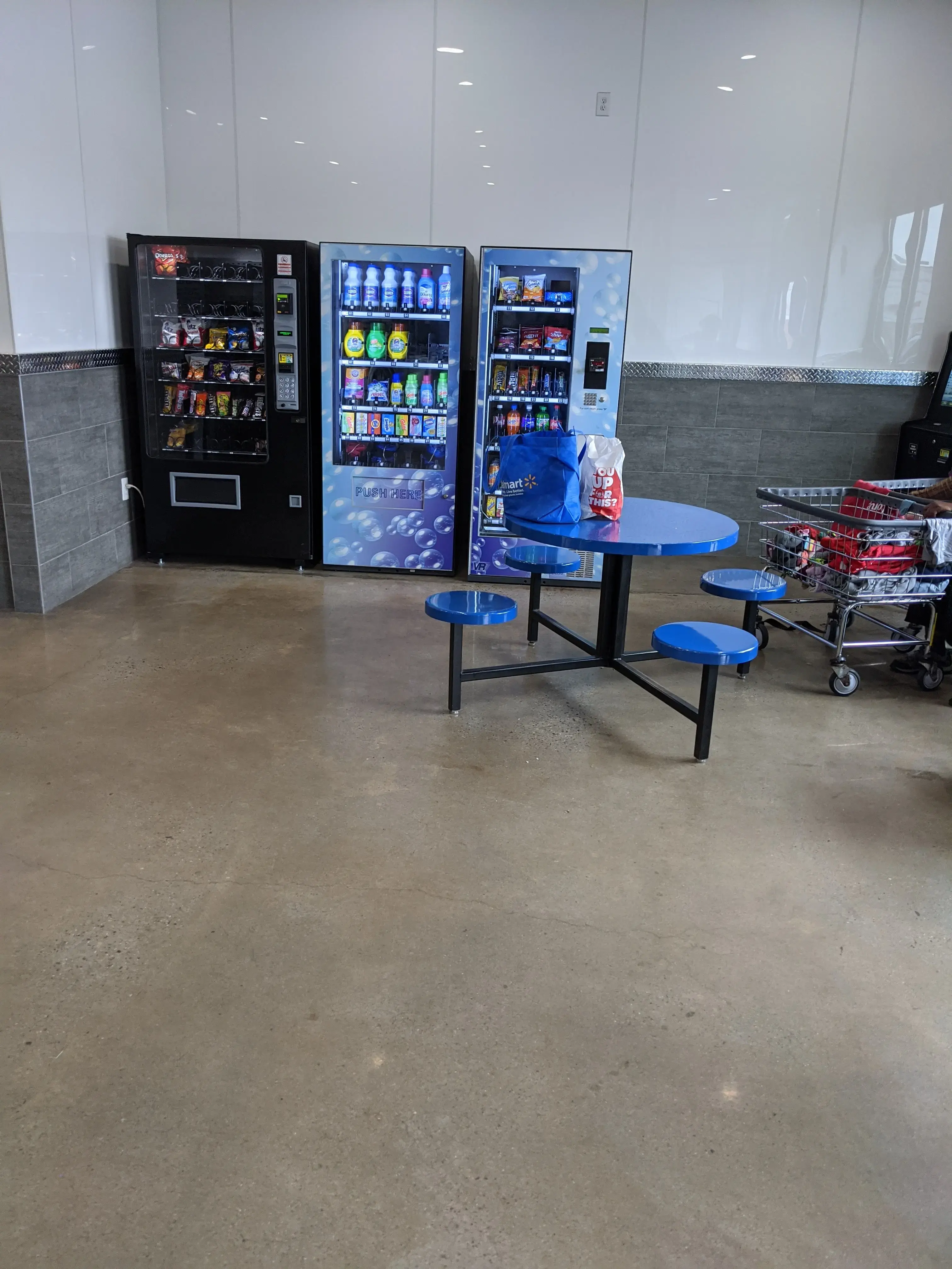Pennsbury Plaza Laundry Zone thumbnail 5