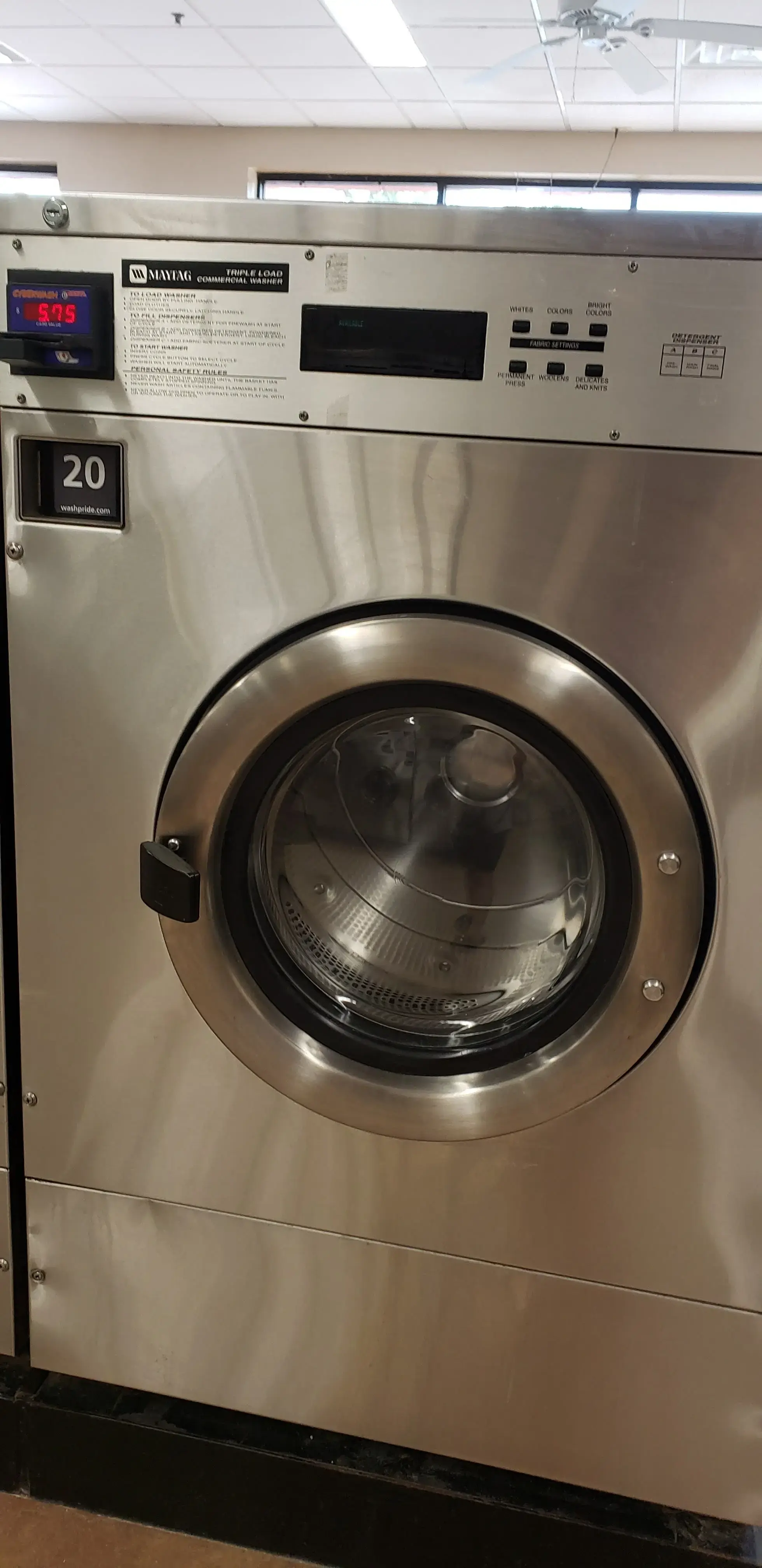 Pensacola plaza Laundromat thumbnail 16