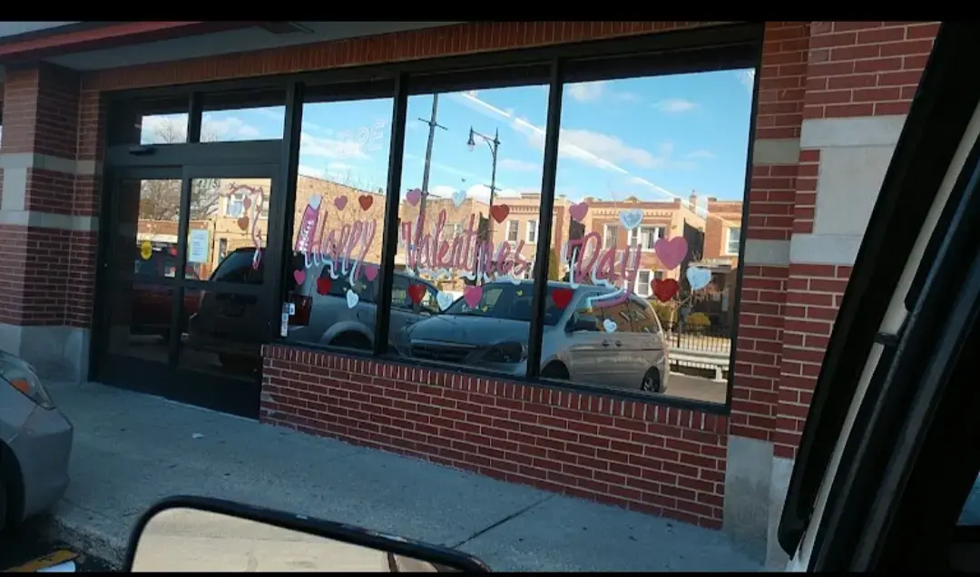 Pensacola plaza Laundromat - Image 4