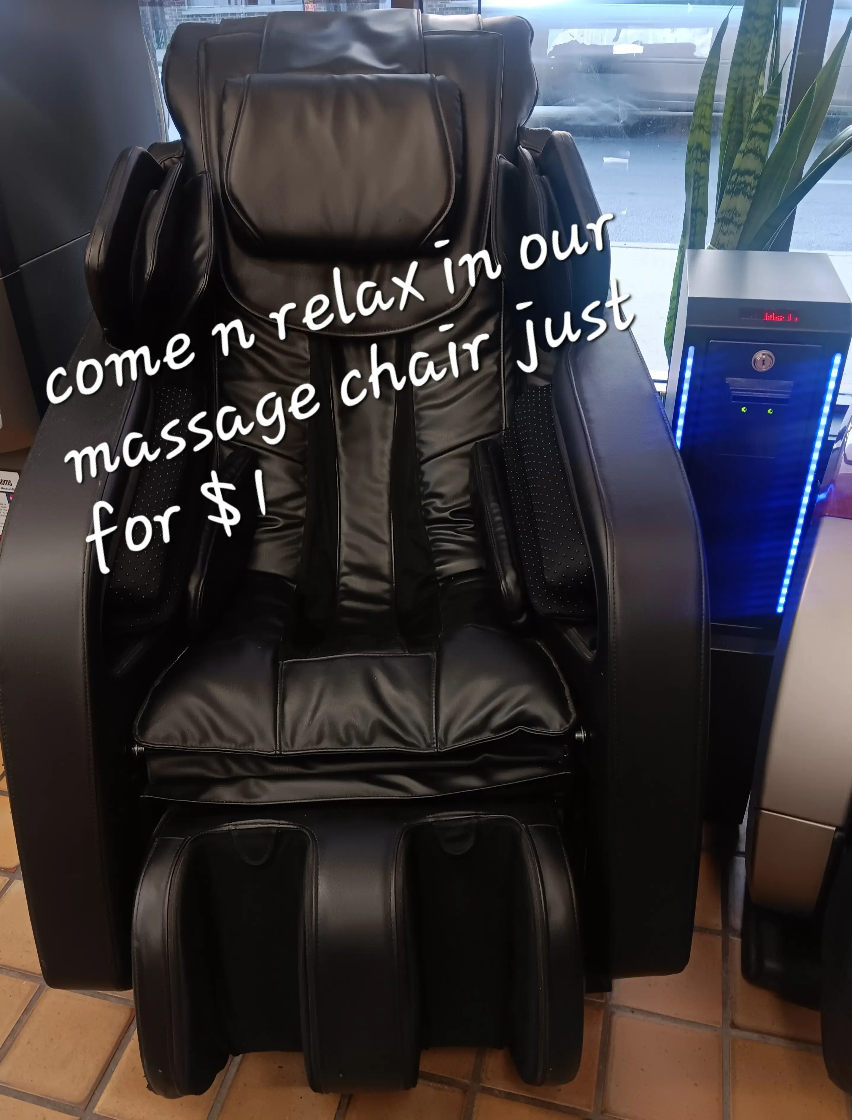 Pensacola plaza Laundromat thumbnail 10