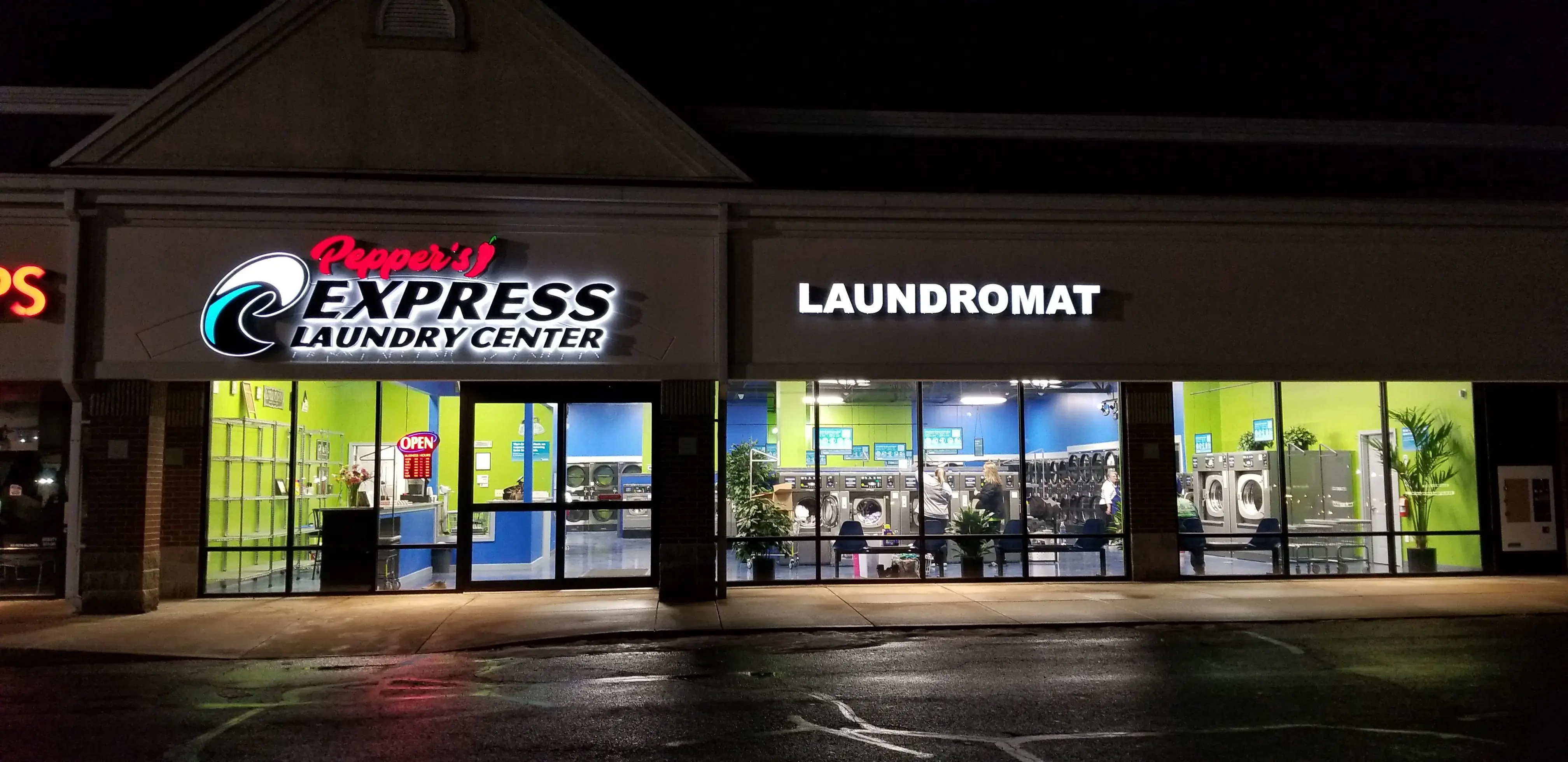 Pepper's Express Laundry Center - Image 9