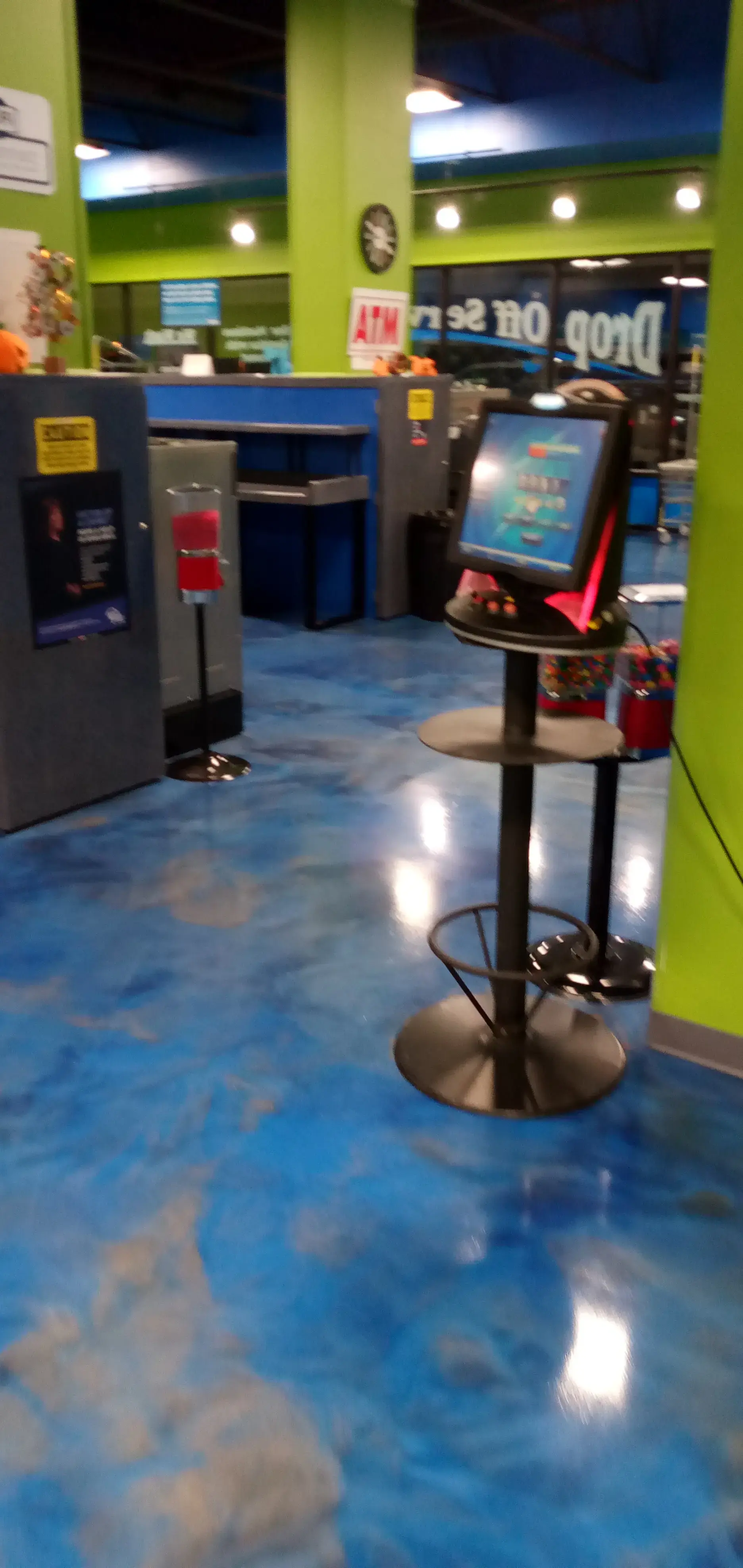 Pepper's Express Laundry Center thumbnail 20