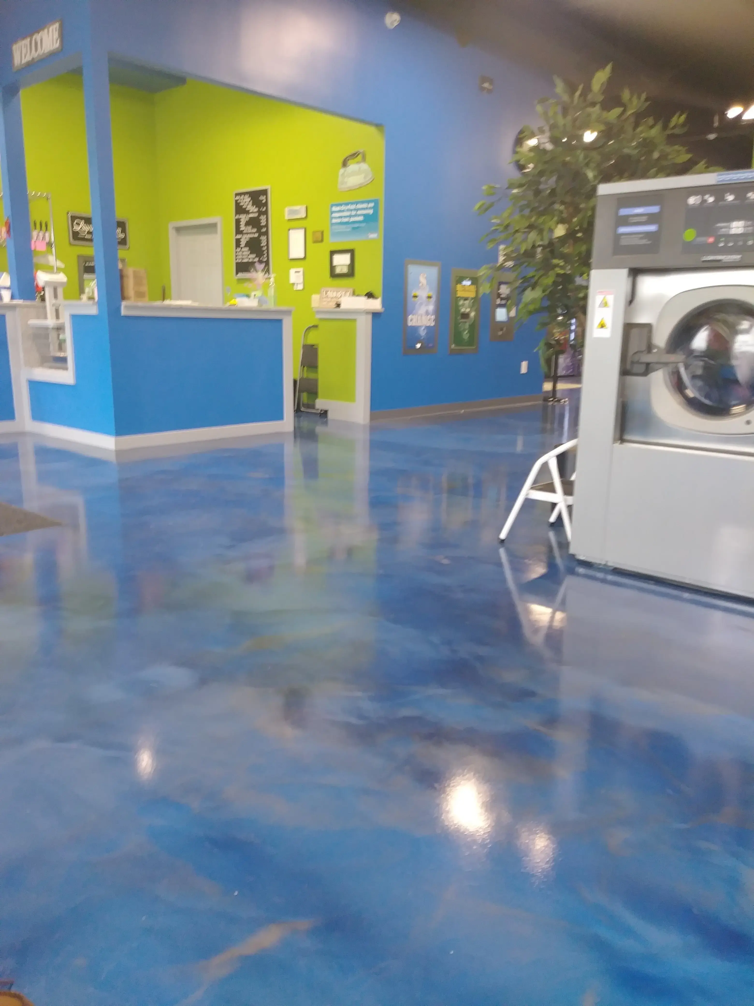 Pepper's Express Laundry Center thumbnail 13