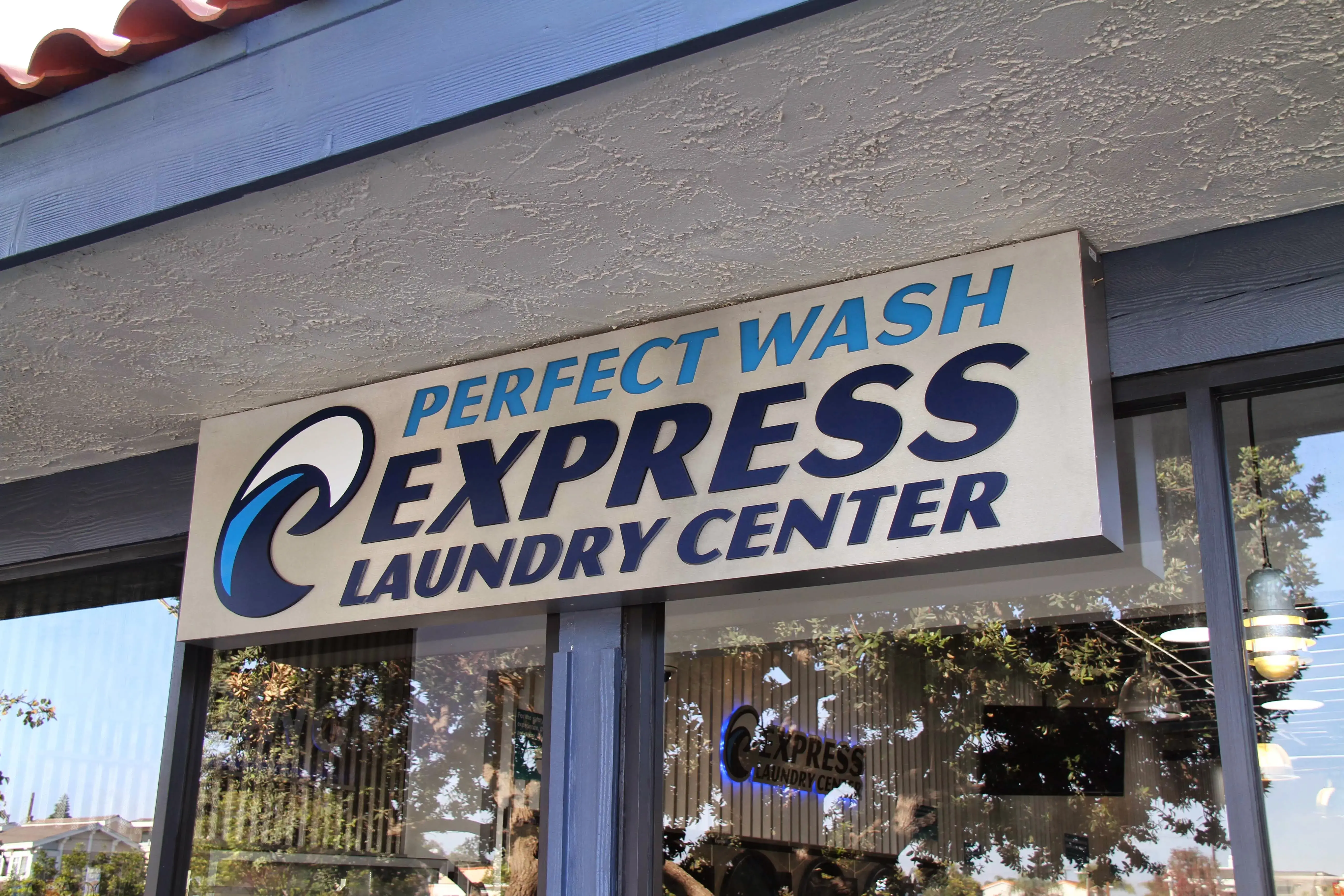 Perfect Wash - Express Laundry Center thumbnail 20