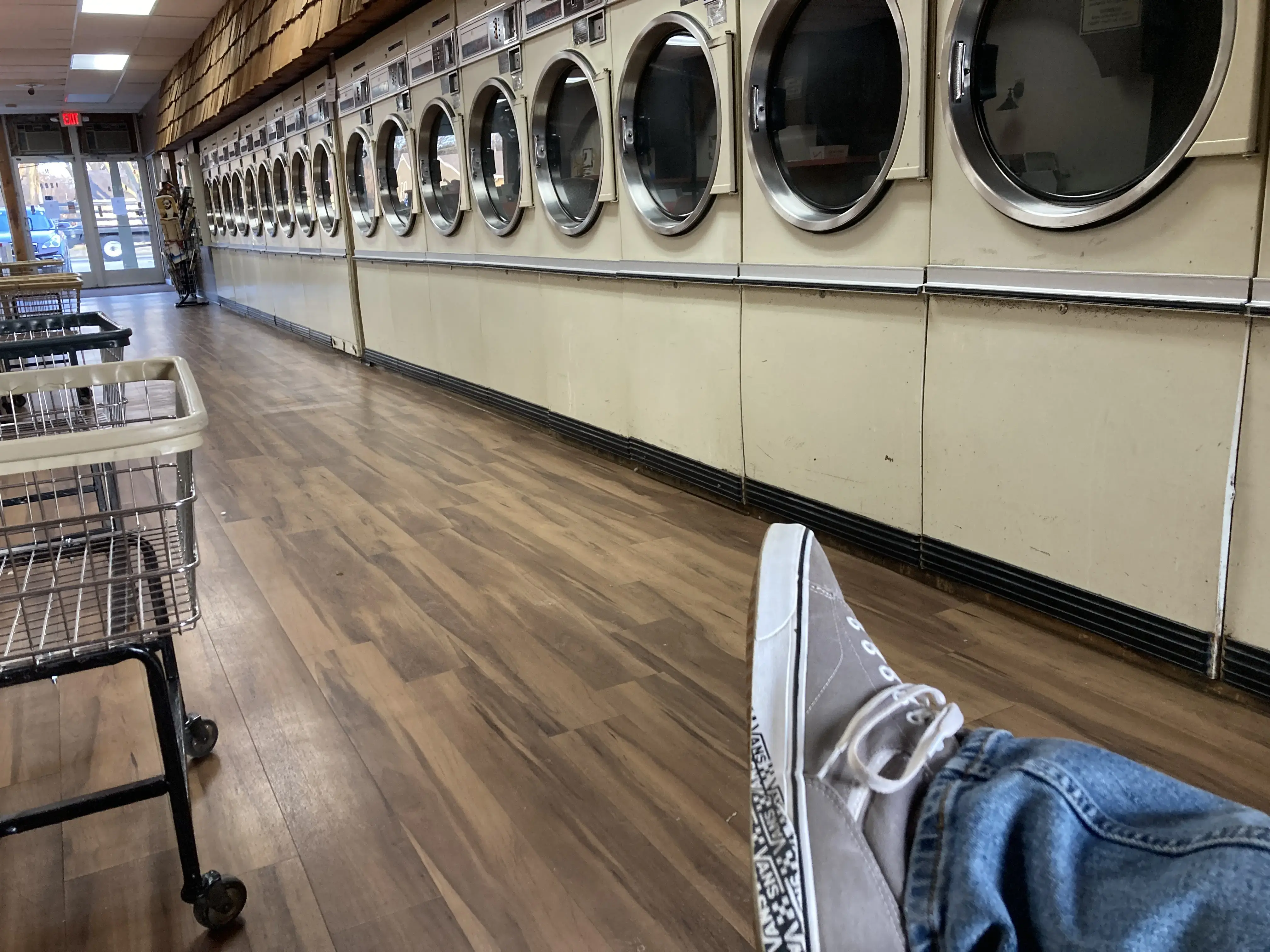 Perfectionist Laundry Services thumbnail 8