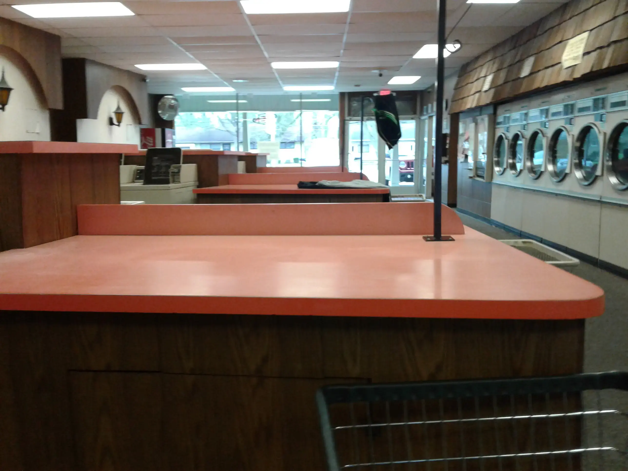Perfectionist Laundry Services thumbnail 4