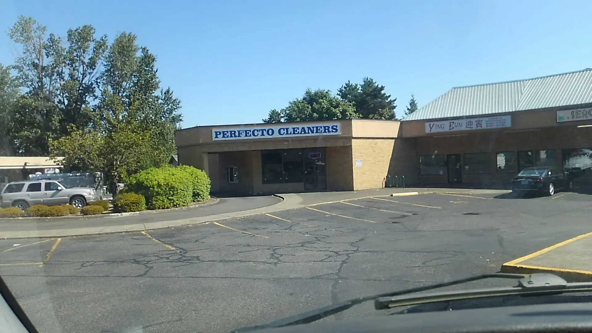 Perfecto Dry Cleaners location