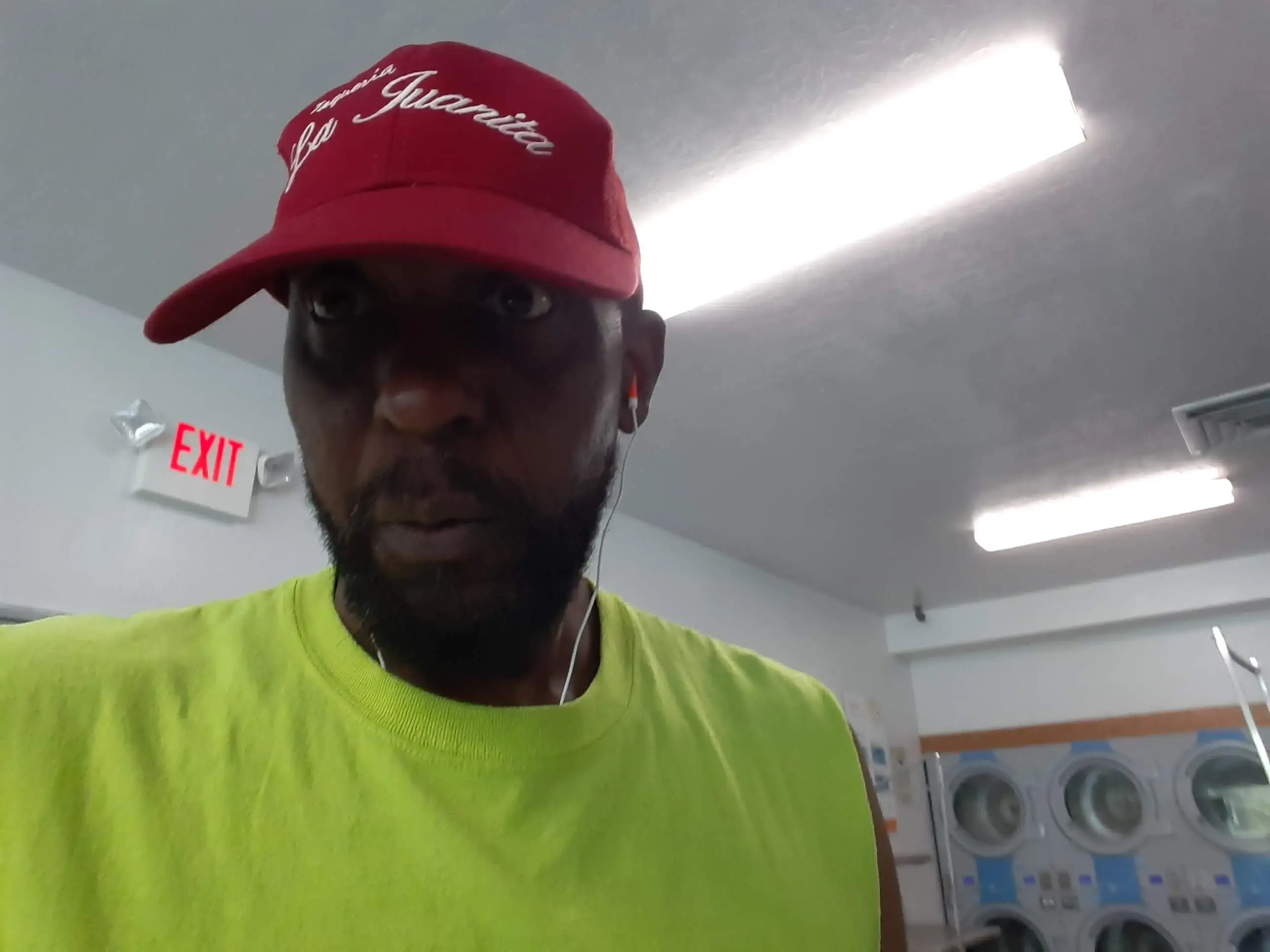 Perry Creek Laundromat - Image 15