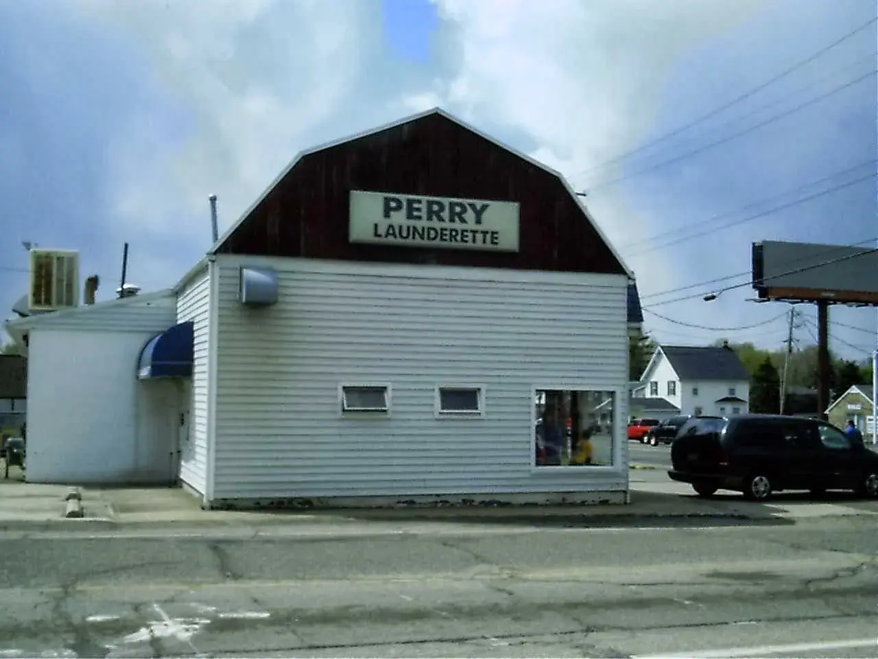 Perry Launderette - Image 2