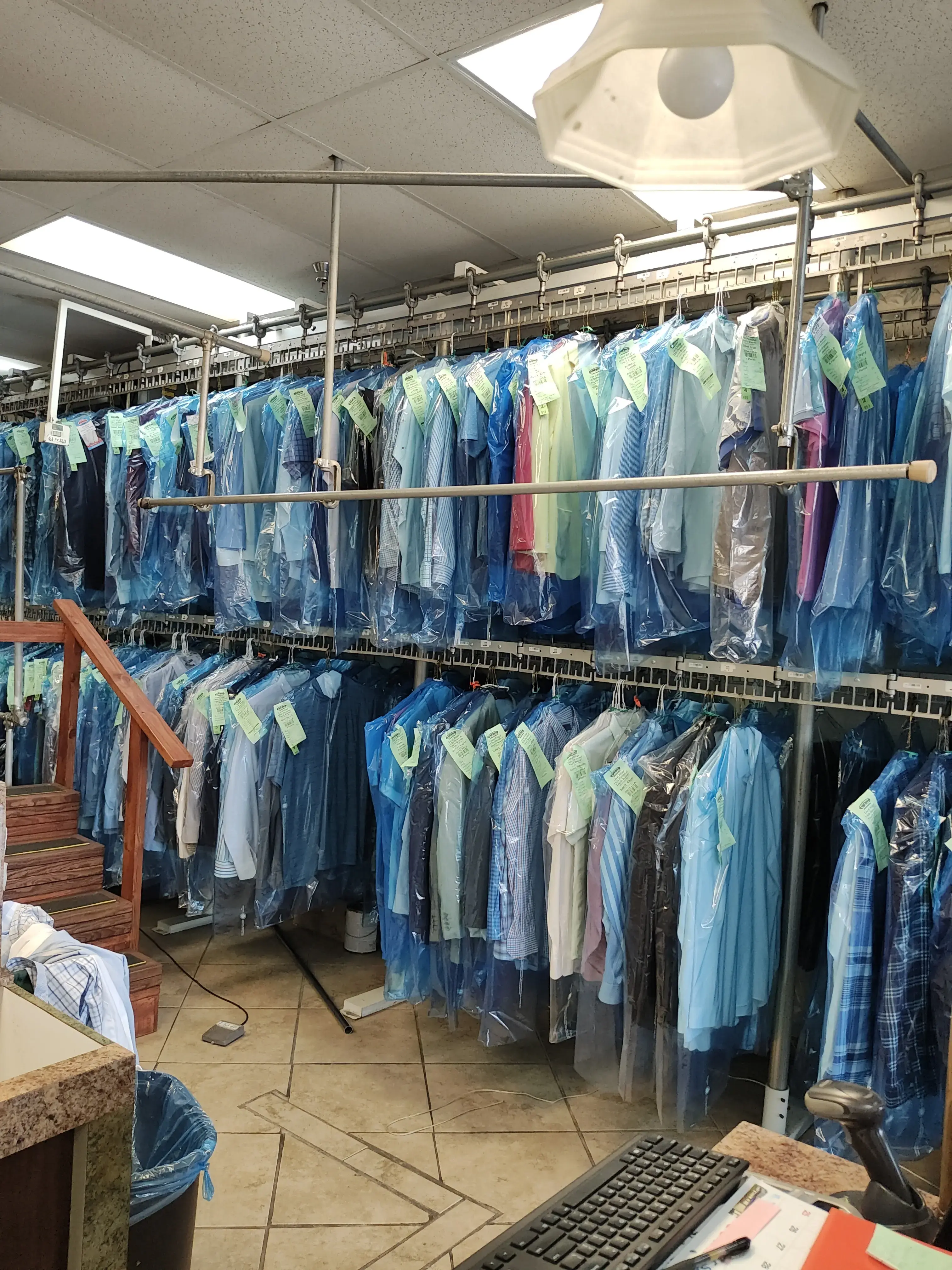 Personal Touch Dry Cleaners thumbnail 5