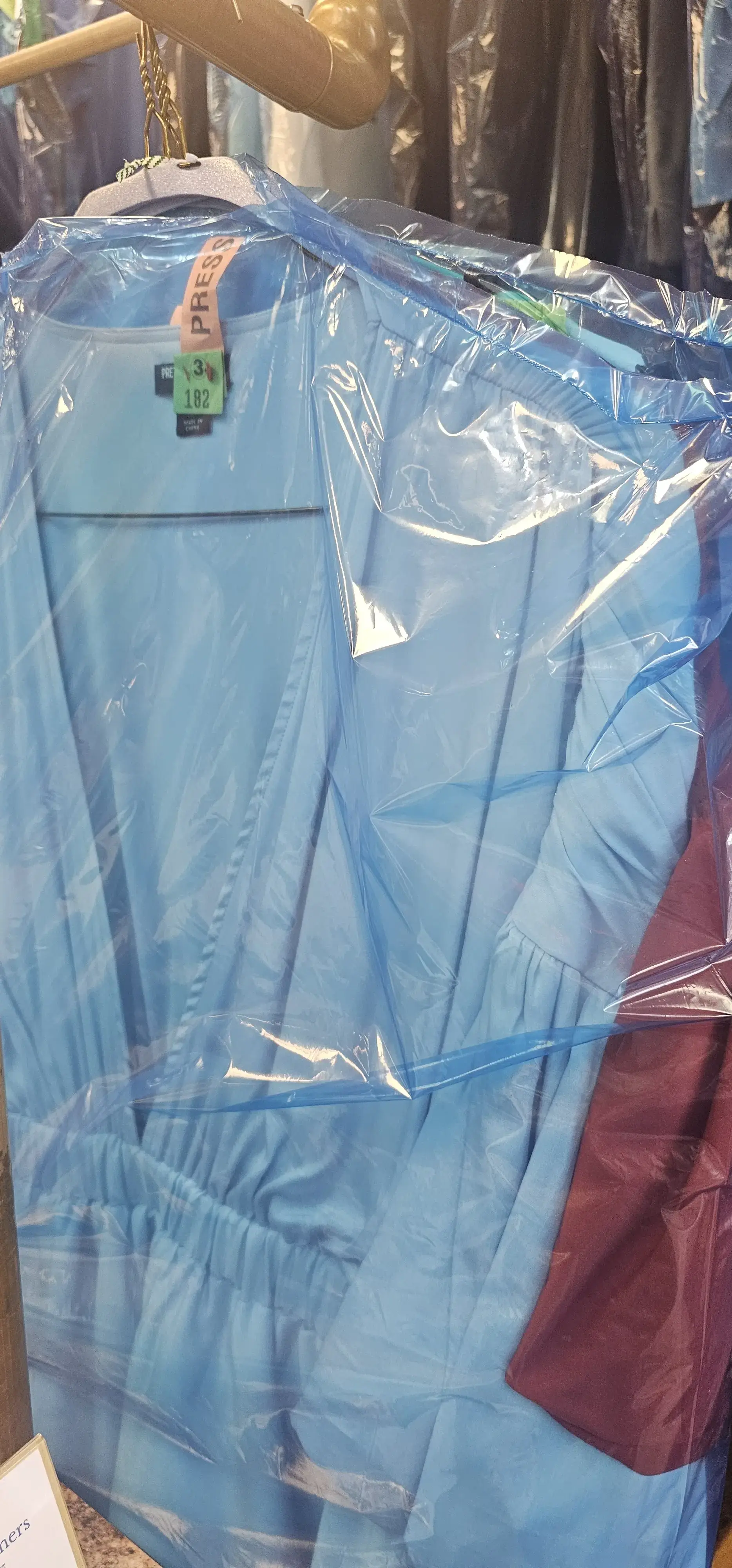 Personal Touch Dry Cleaners thumbnail 16