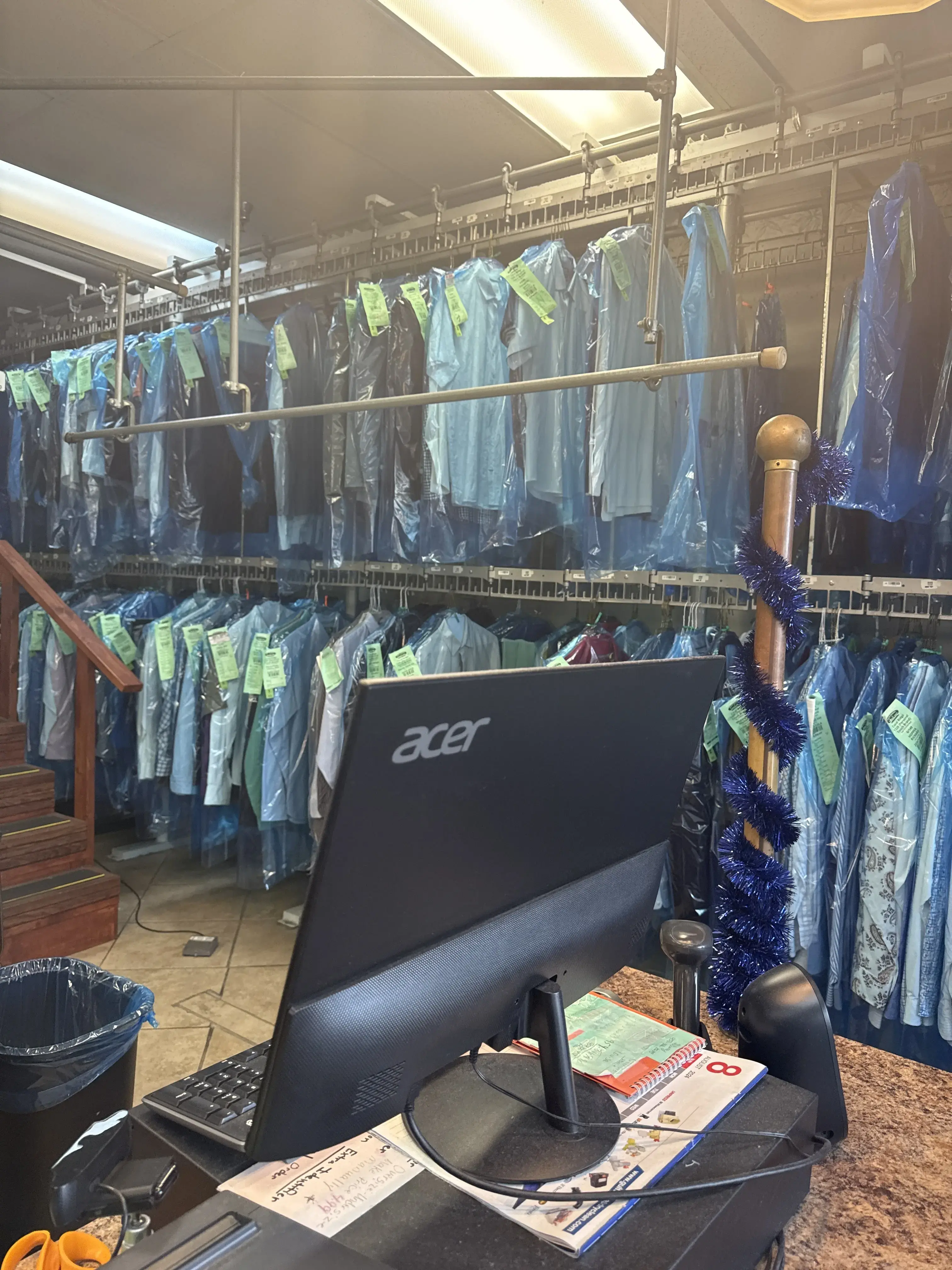 Personal Touch Dry Cleaners thumbnail 6