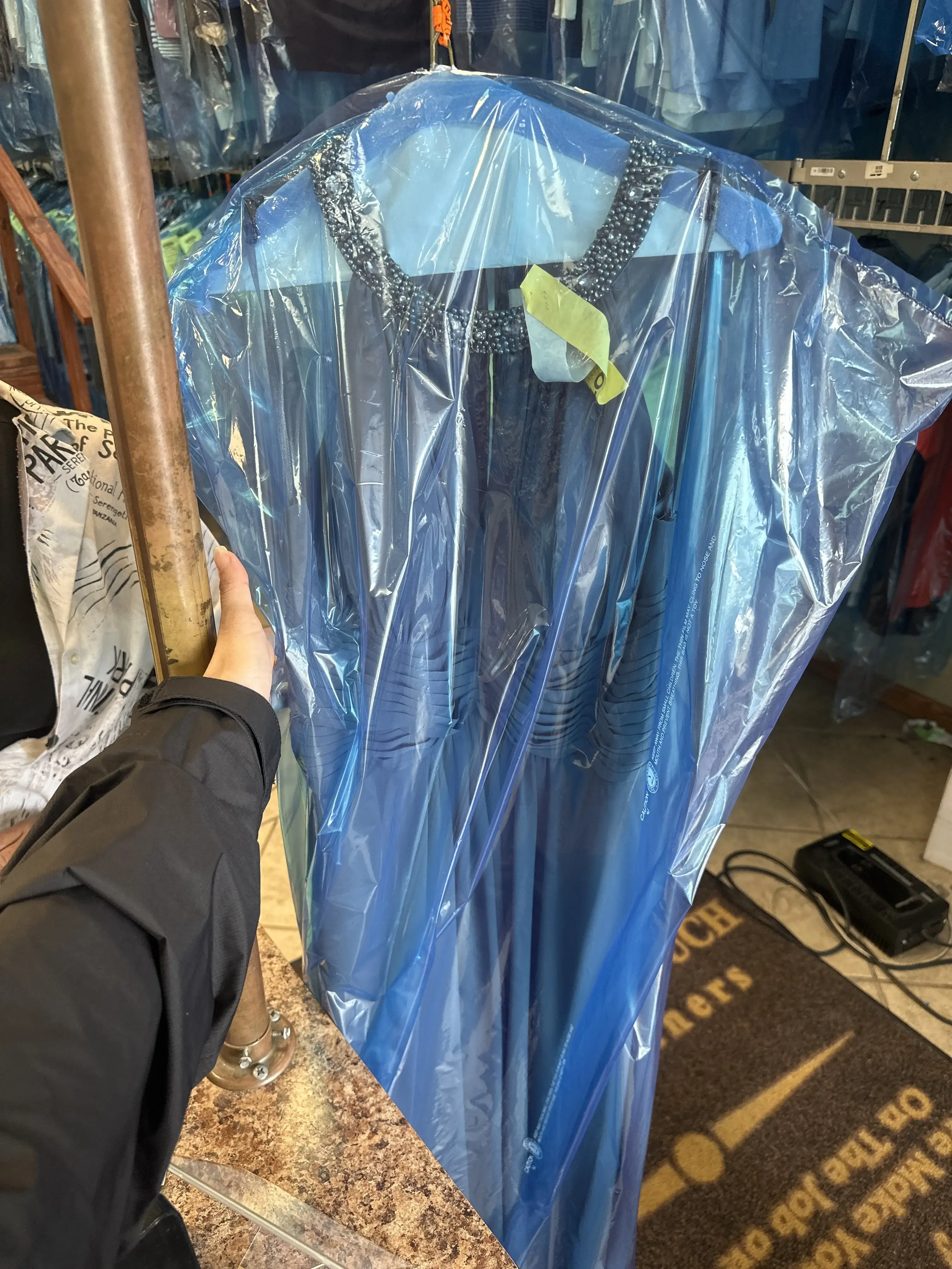 Personal Touch Dry Cleaners thumbnail 19