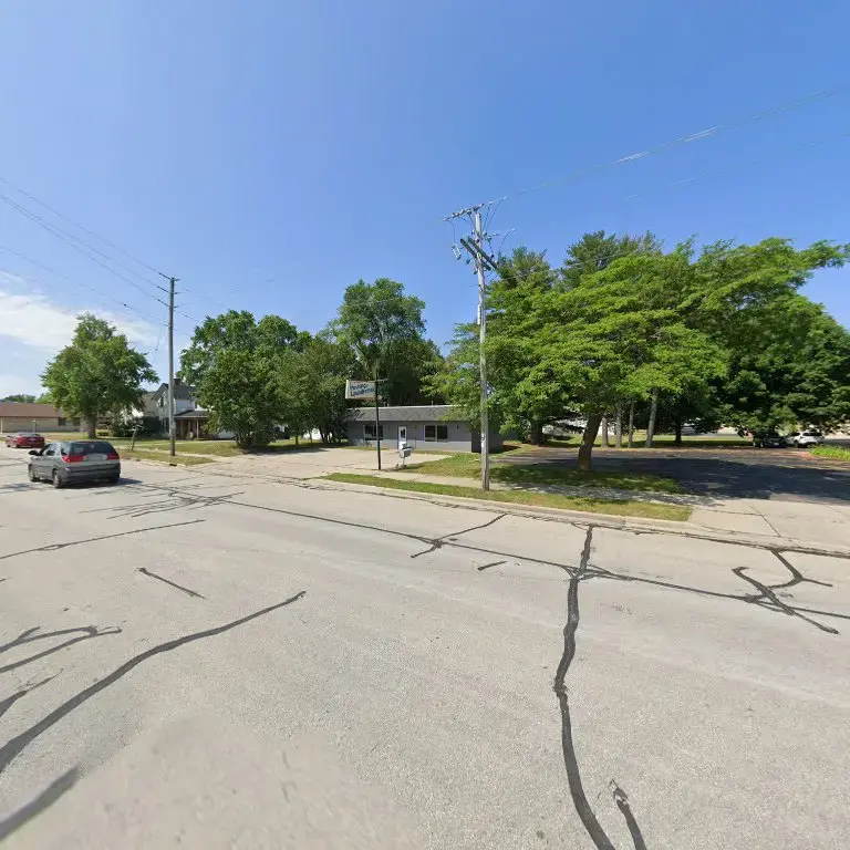 Peshtigo Laundromat - Image 1