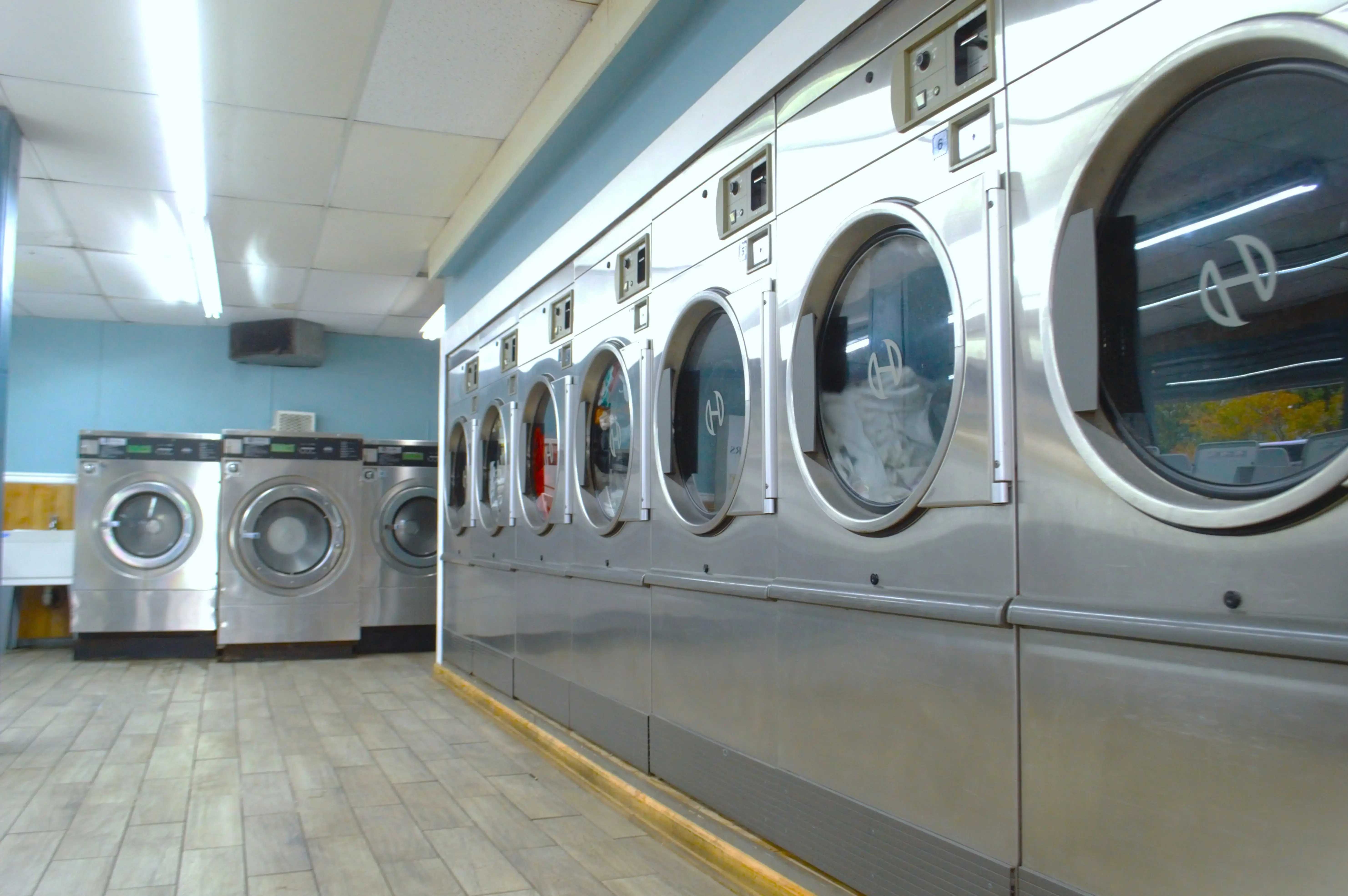 Petal Speed Wash - The 24 Hour Laundromat thumbnail 10