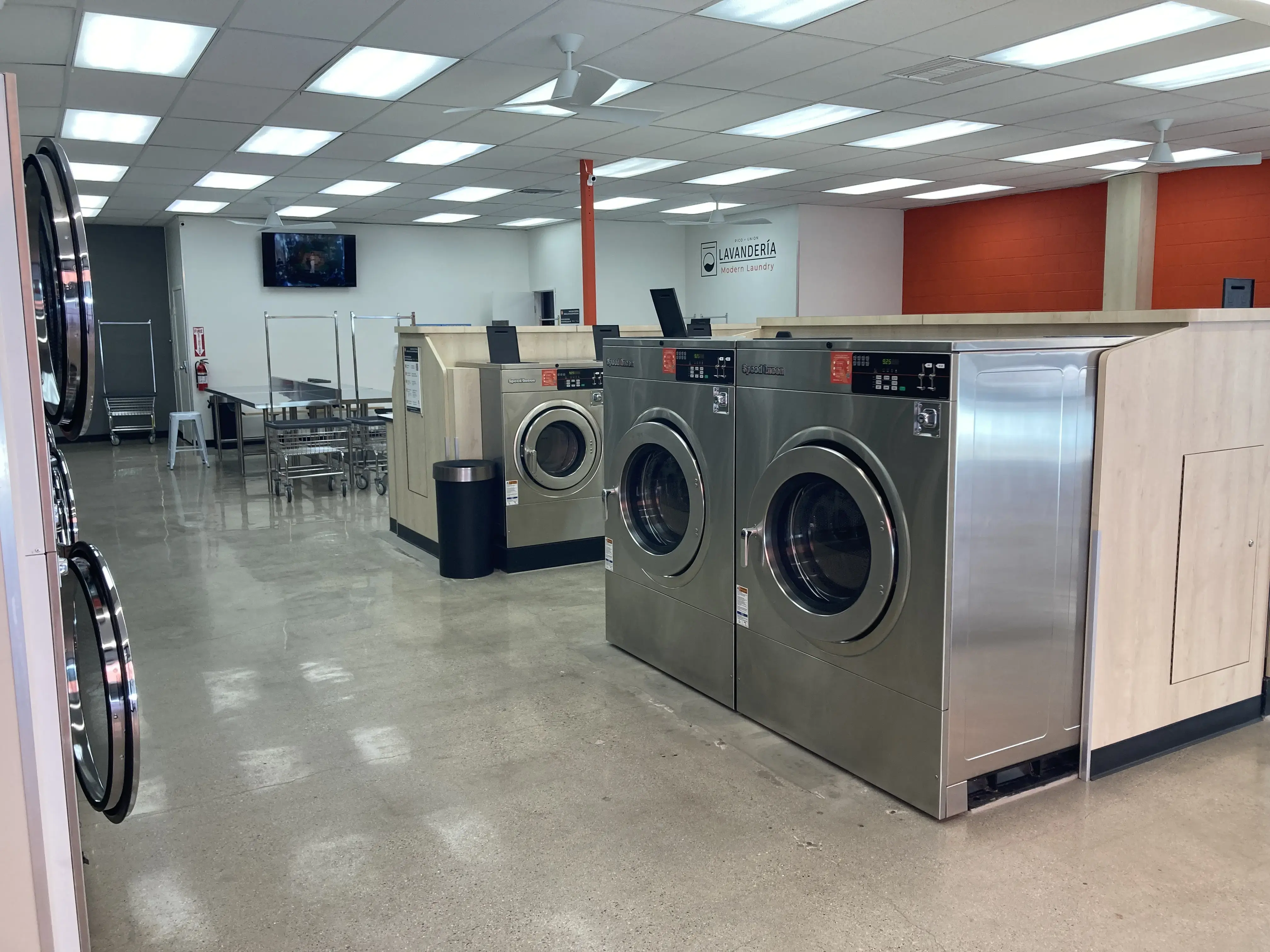 PICO + UNION Lavandería - Image 13