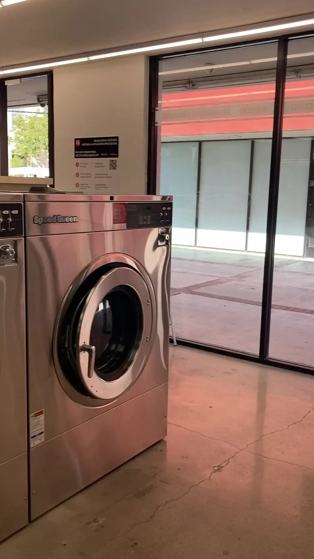 PICO + UNION Lavandería thumbnail 5