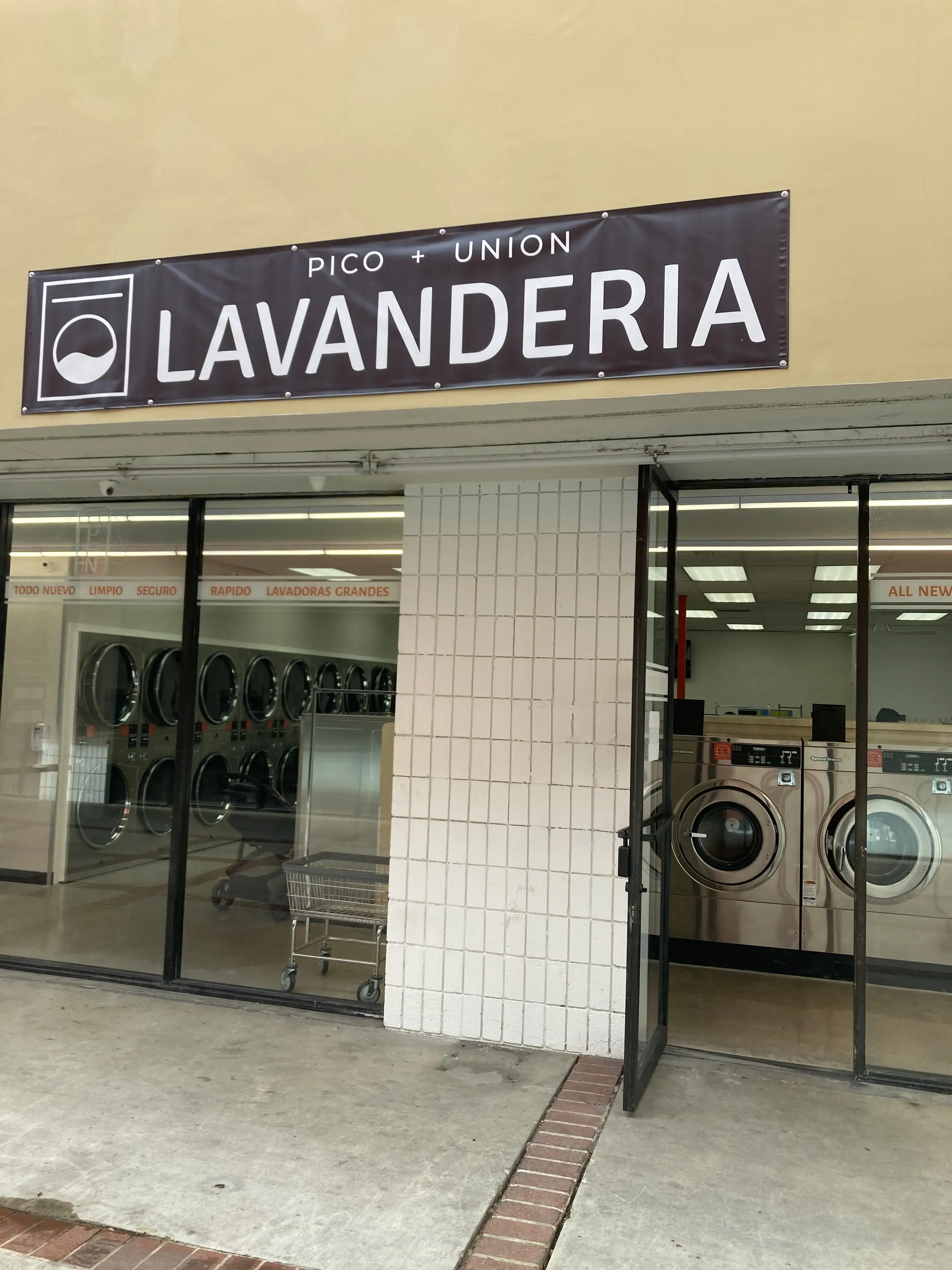 PICO + UNION Lavandería thumbnail 7