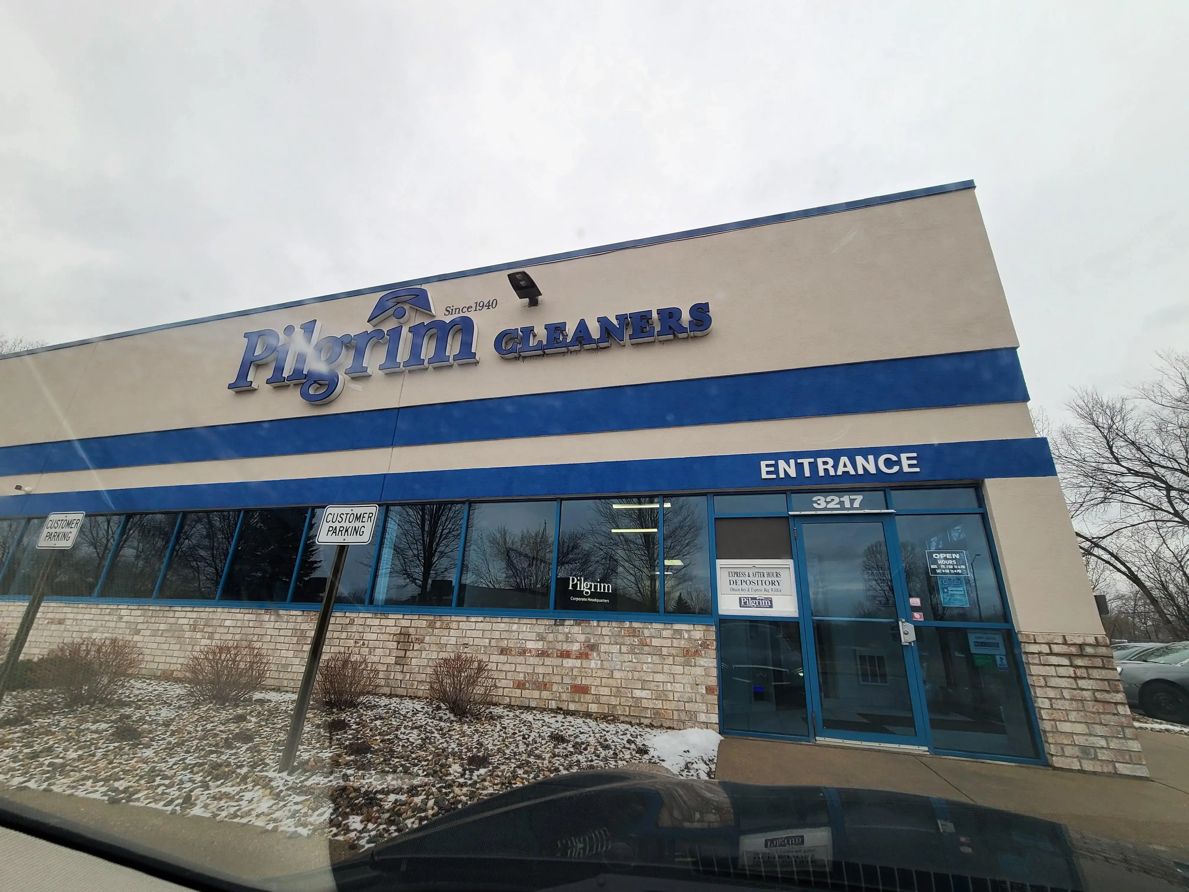 Pilgrim Dry Cleaners thumbnail 18