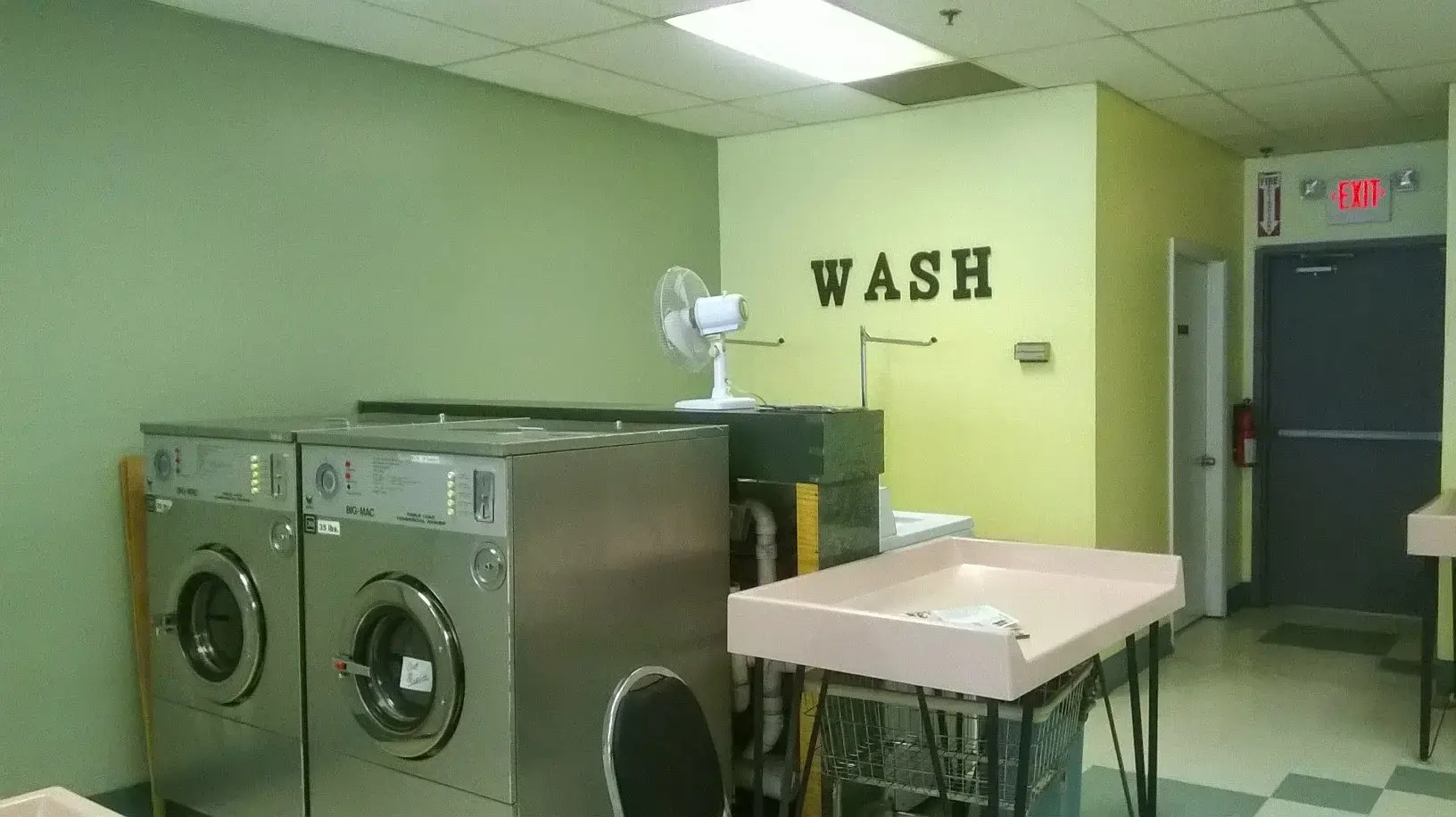 Pilgrim Place Laundry thumbnail 11