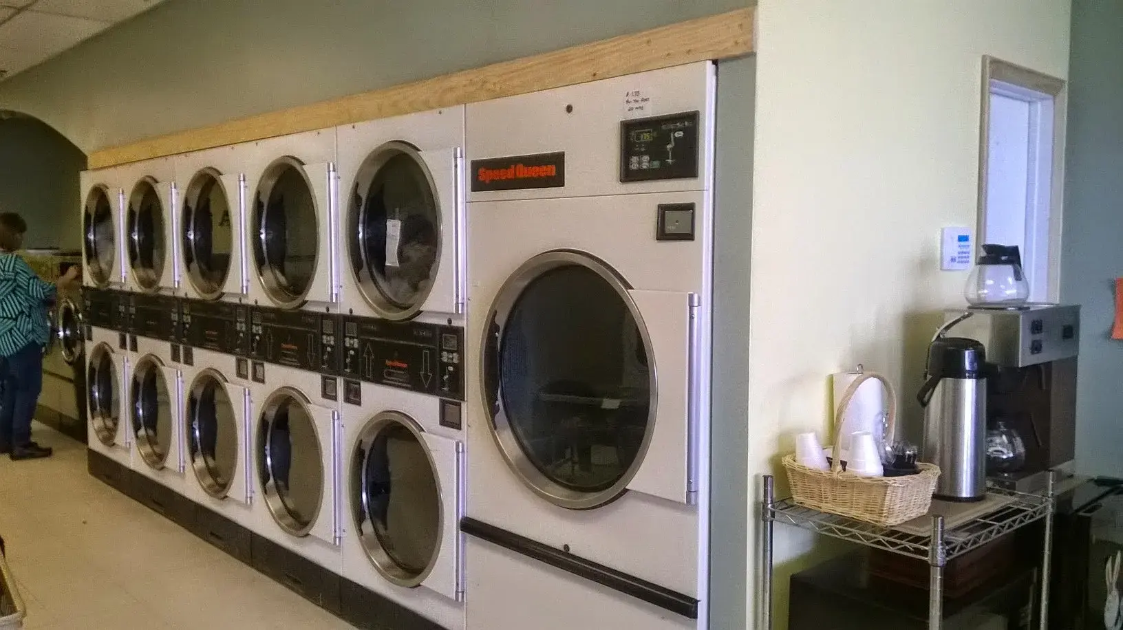 Pilgrim Place Laundry - Image 6