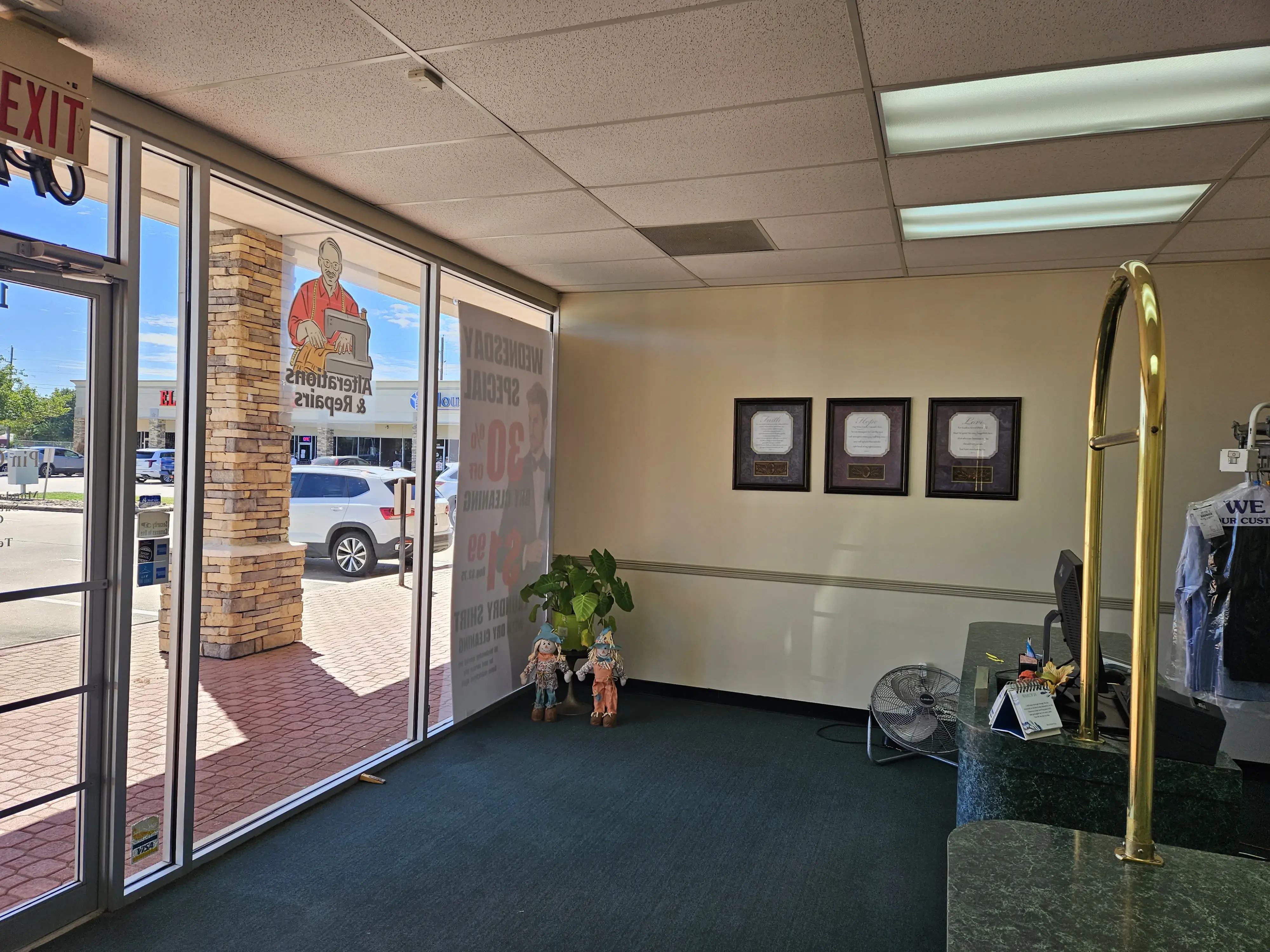 Pin Oak Cleaners - Image 3