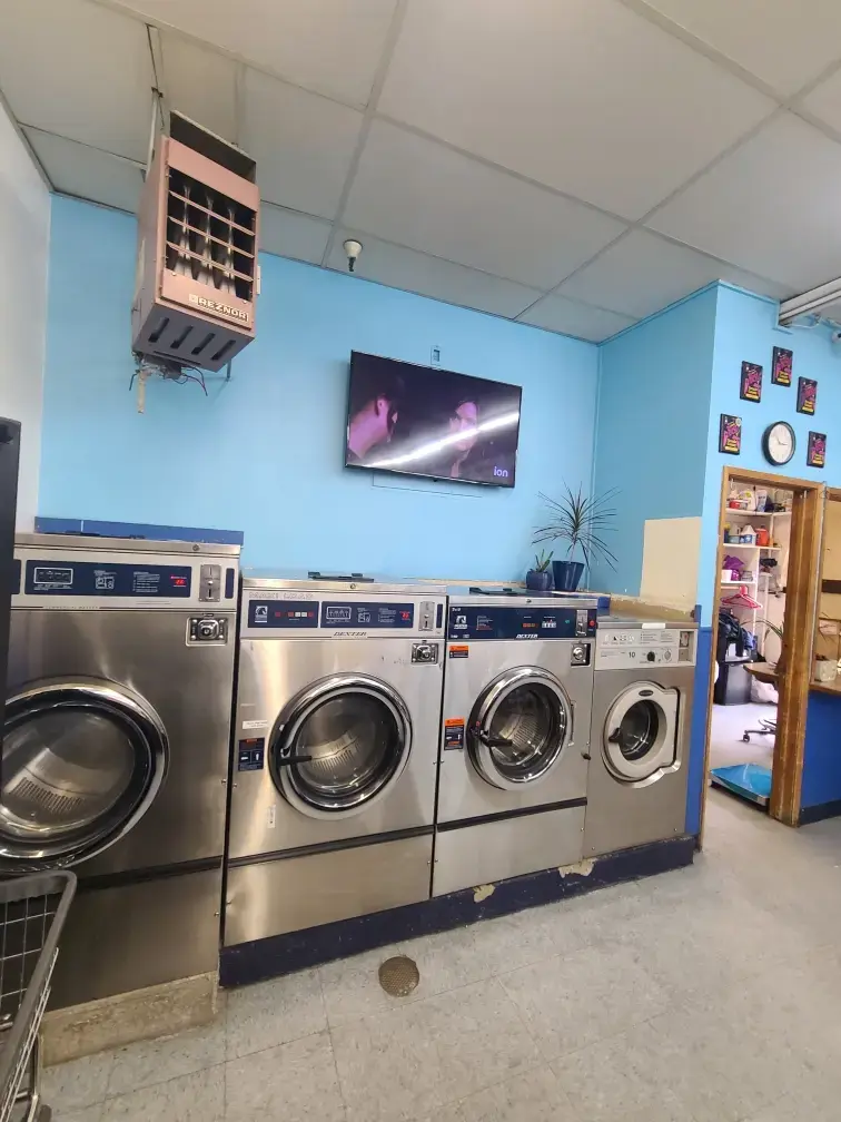 Pine Creek Laundromat thumbnail 12