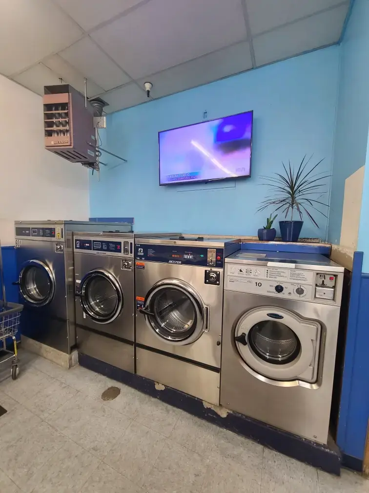 Pine Creek Laundromat thumbnail 11