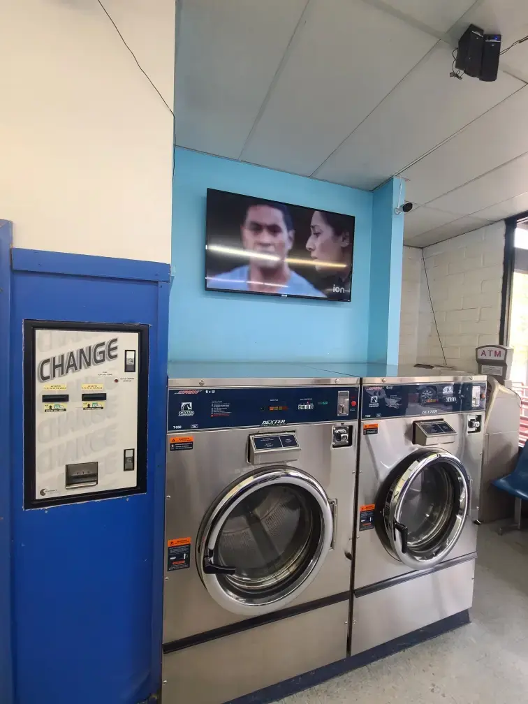 Pine Creek Laundromat thumbnail 10