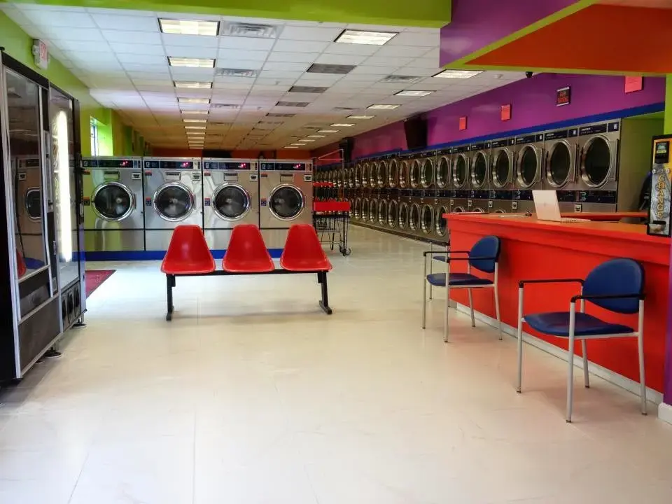 Pine Hill Laundromat Free Dry thumbnail 18