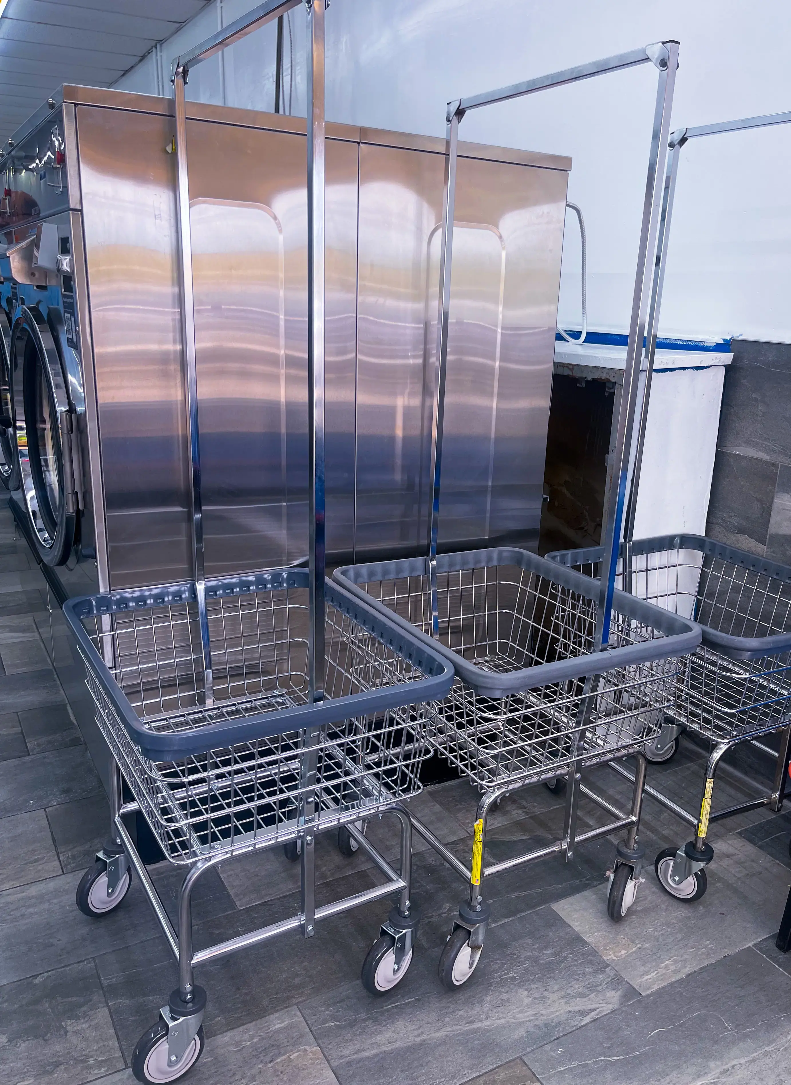 Pine Lake Laundry & Dry Cleaning thumbnail 9