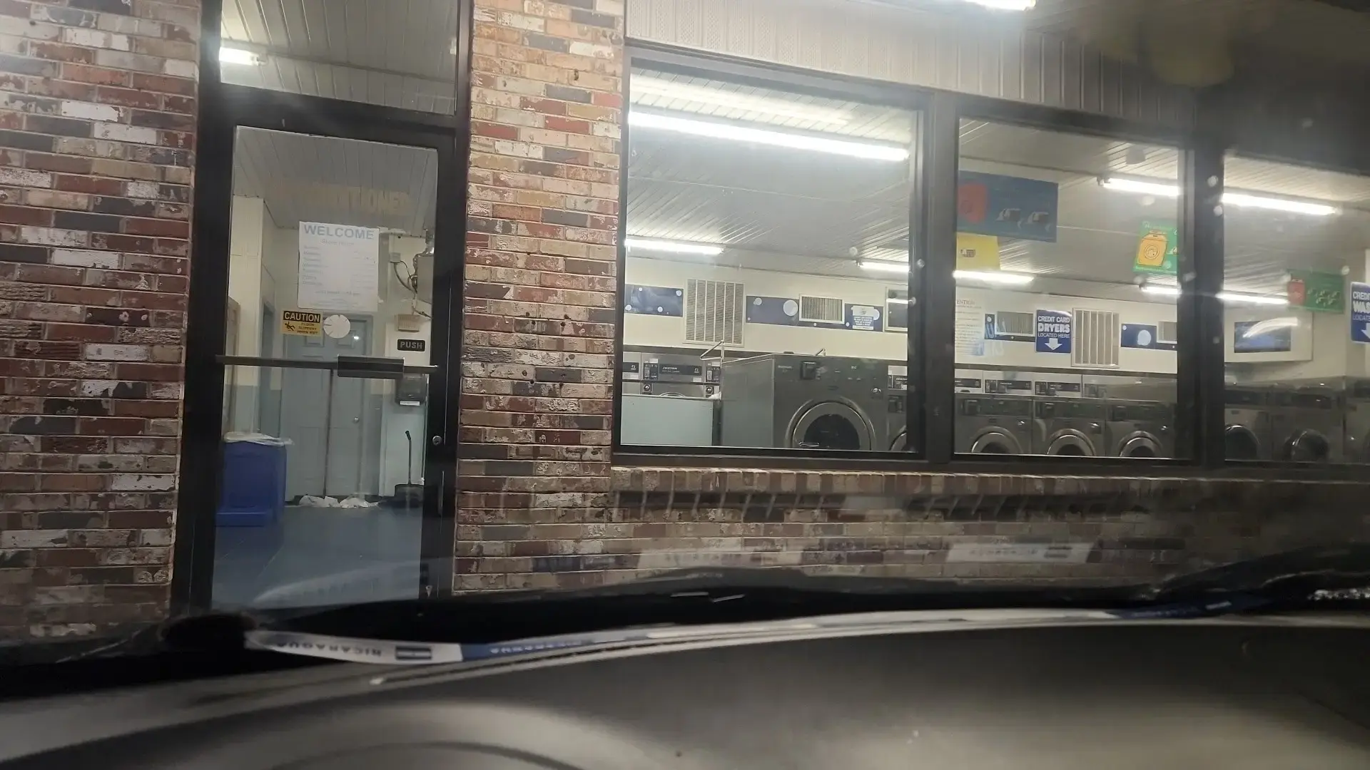 Piney Forest Rd. Laundry Land Laundromat - Image 5