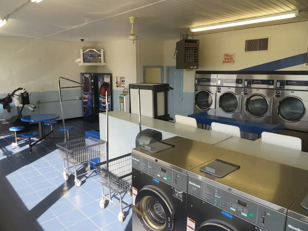 Piney Forest Rd. Laundry Land Laundromat location