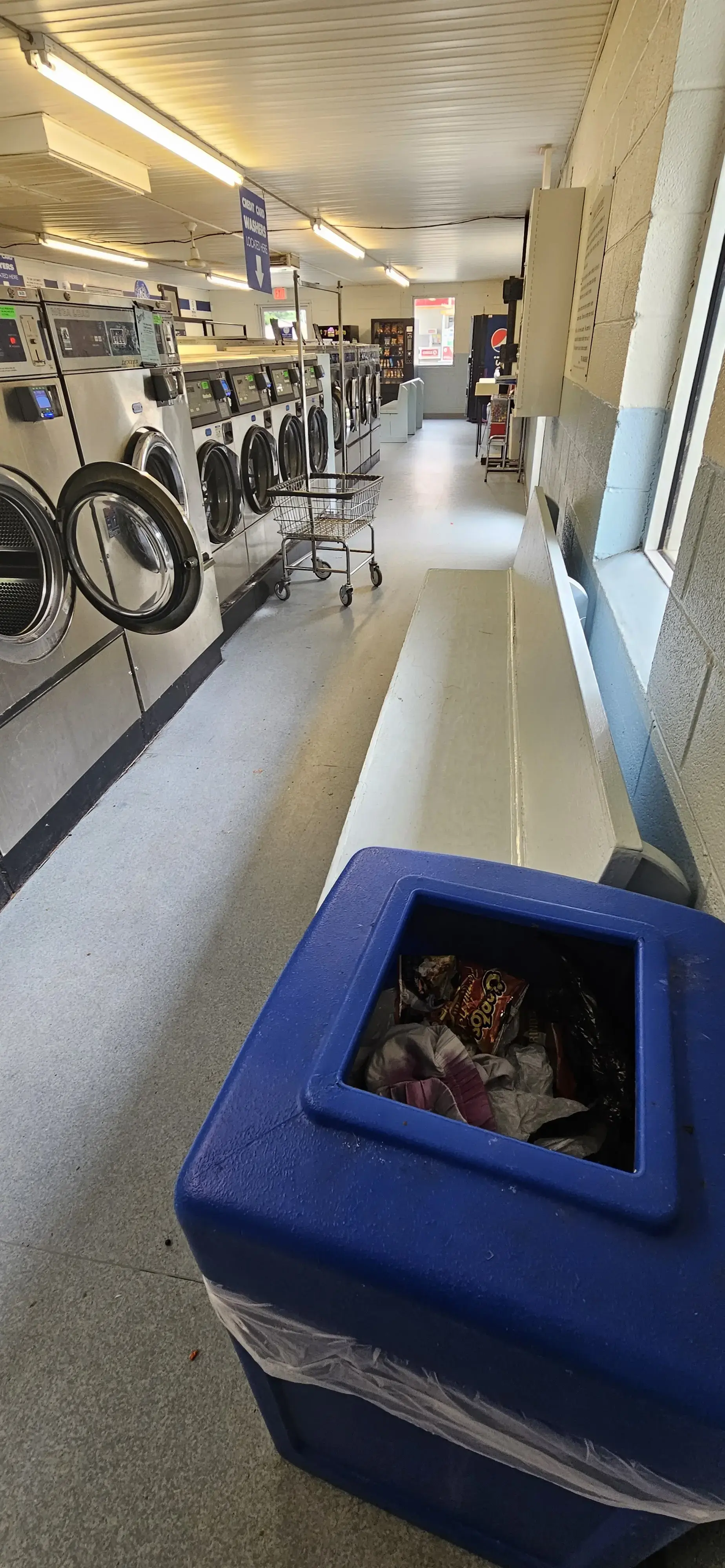 Pittsboro Laundry Land Laundromat thumbnail 9