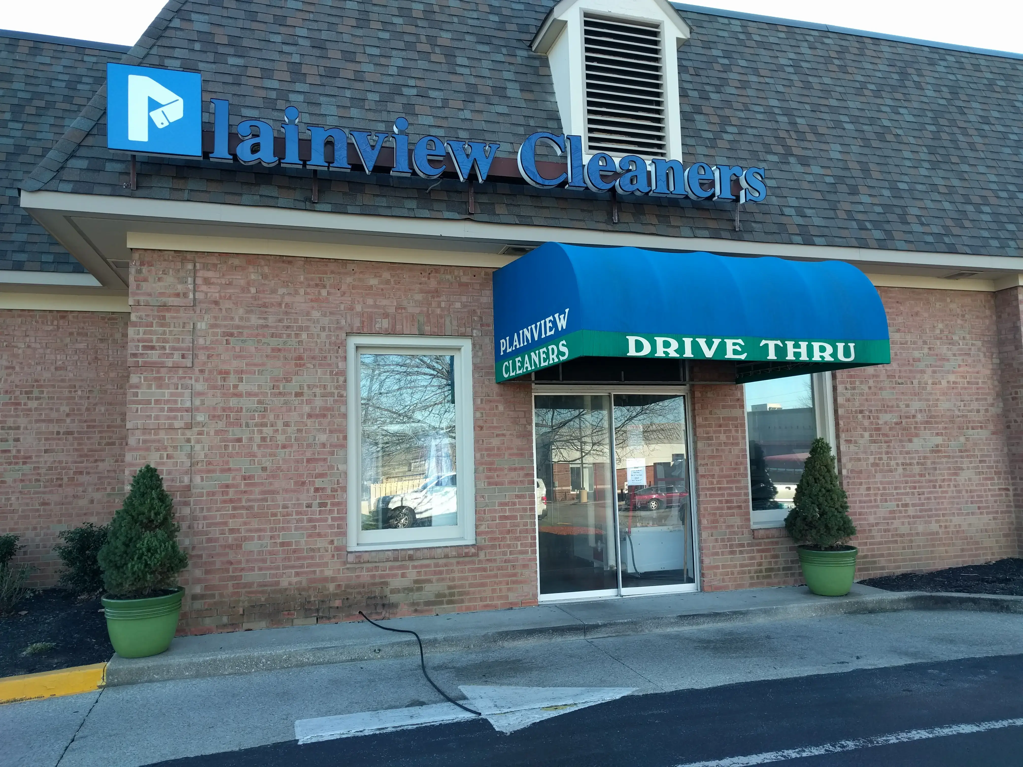 Plainview Cleaners - Image 4