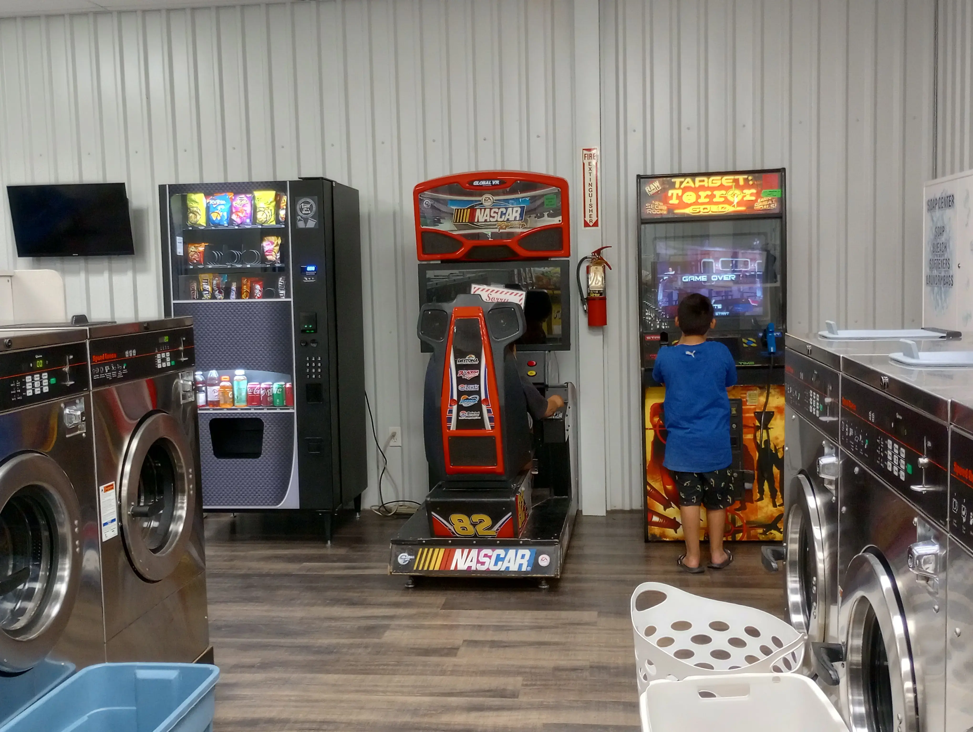 Plainview Wash-n-Dry location