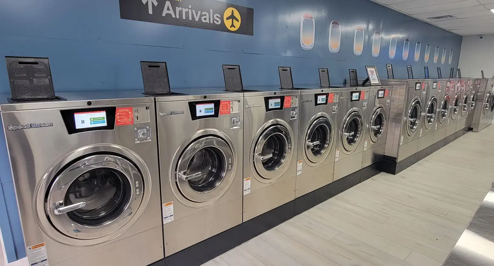 Plane Sudz Laundromat - Image 1