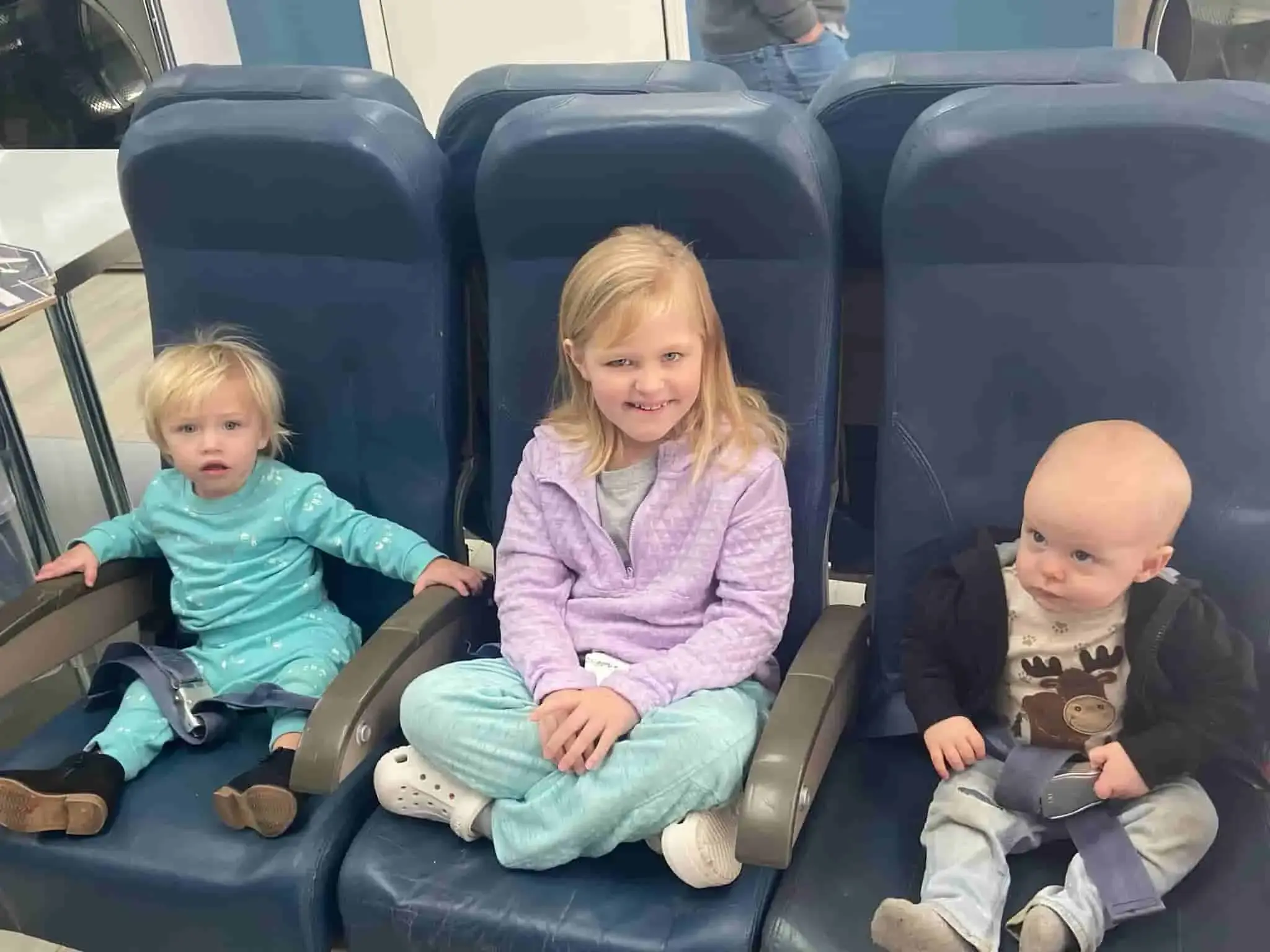 Plane Sudz Laundromat thumbnail 9