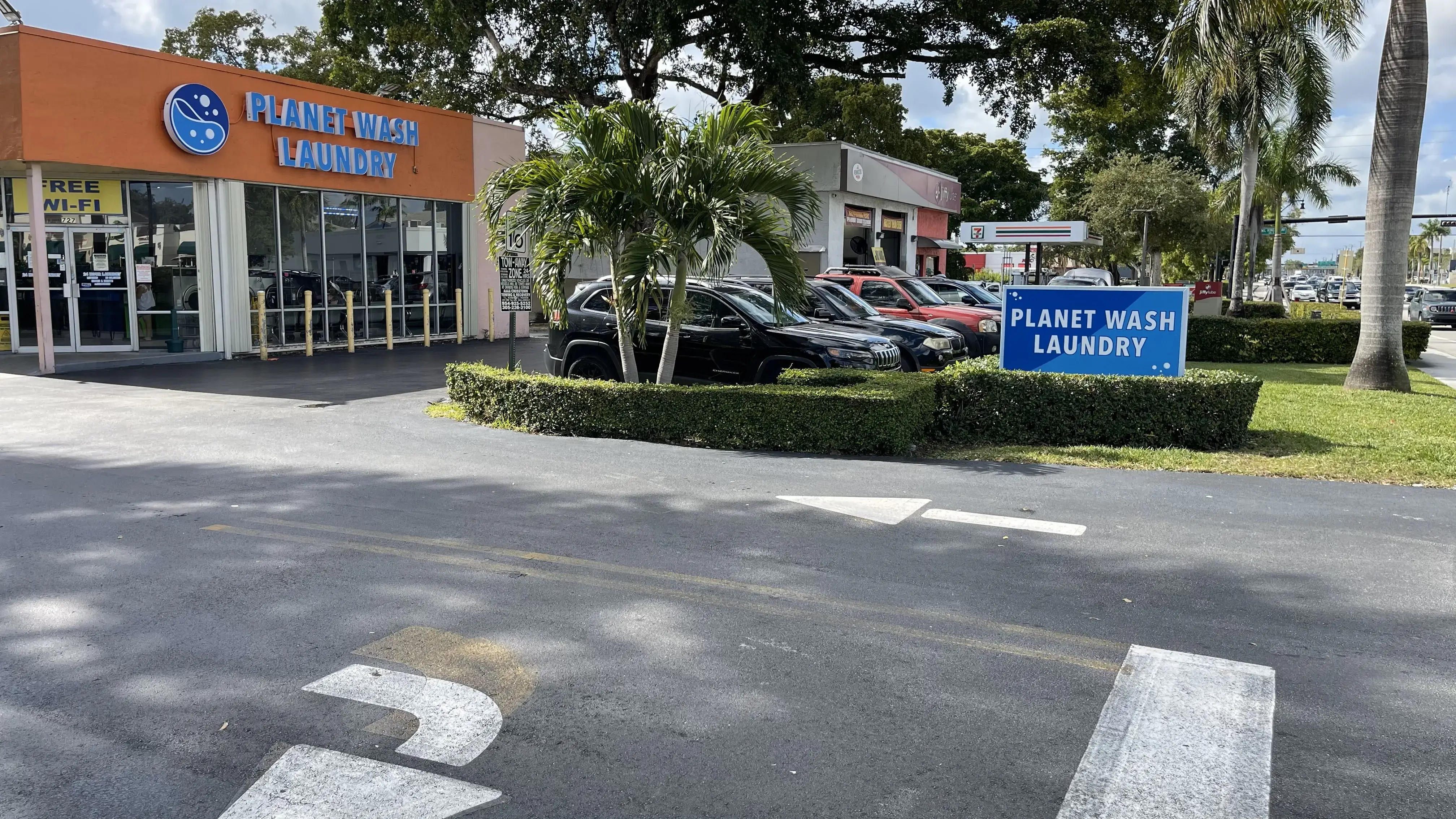 Planet Wash Laundry - Hallandale location