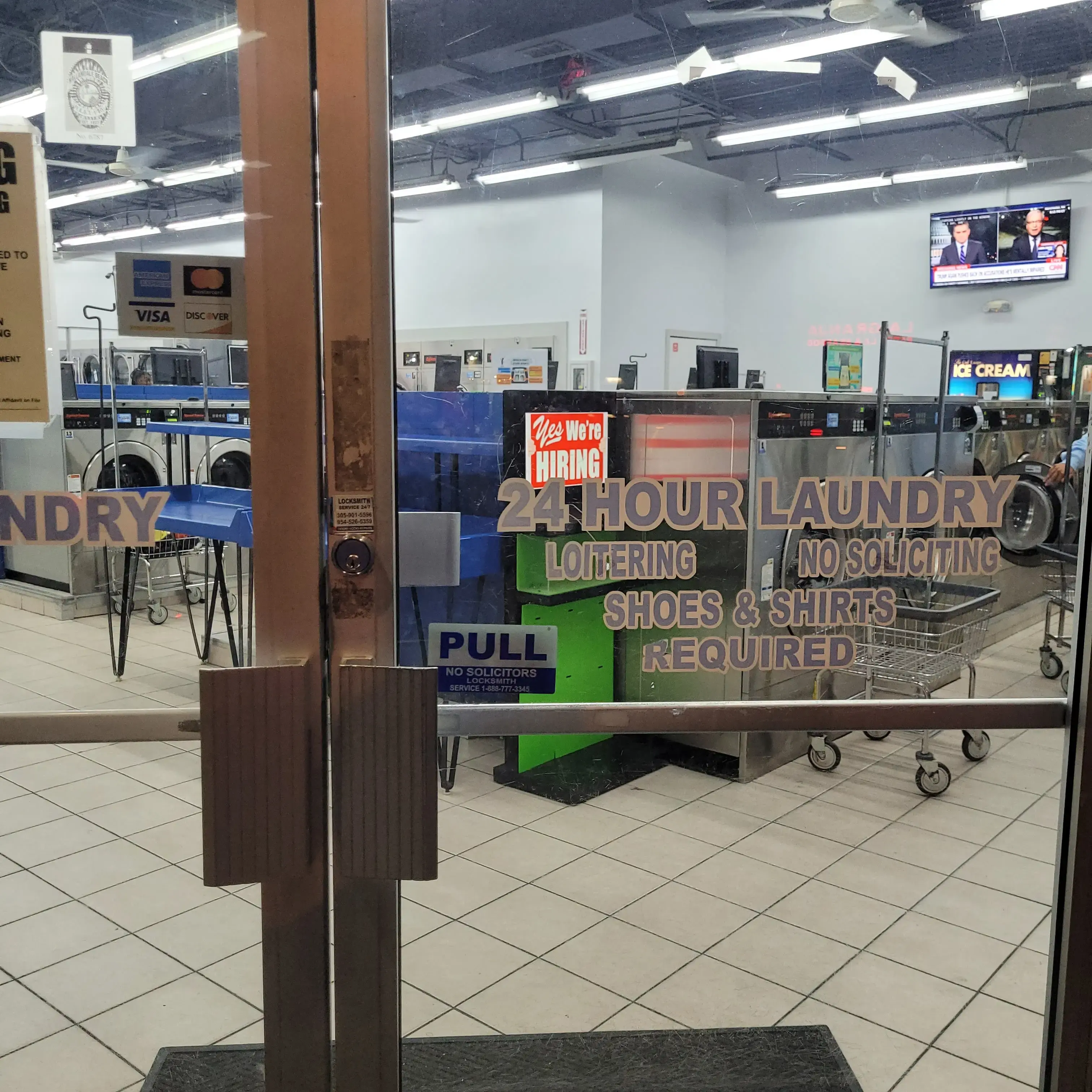 Planet Wash Laundry - Hallandale thumbnail 14