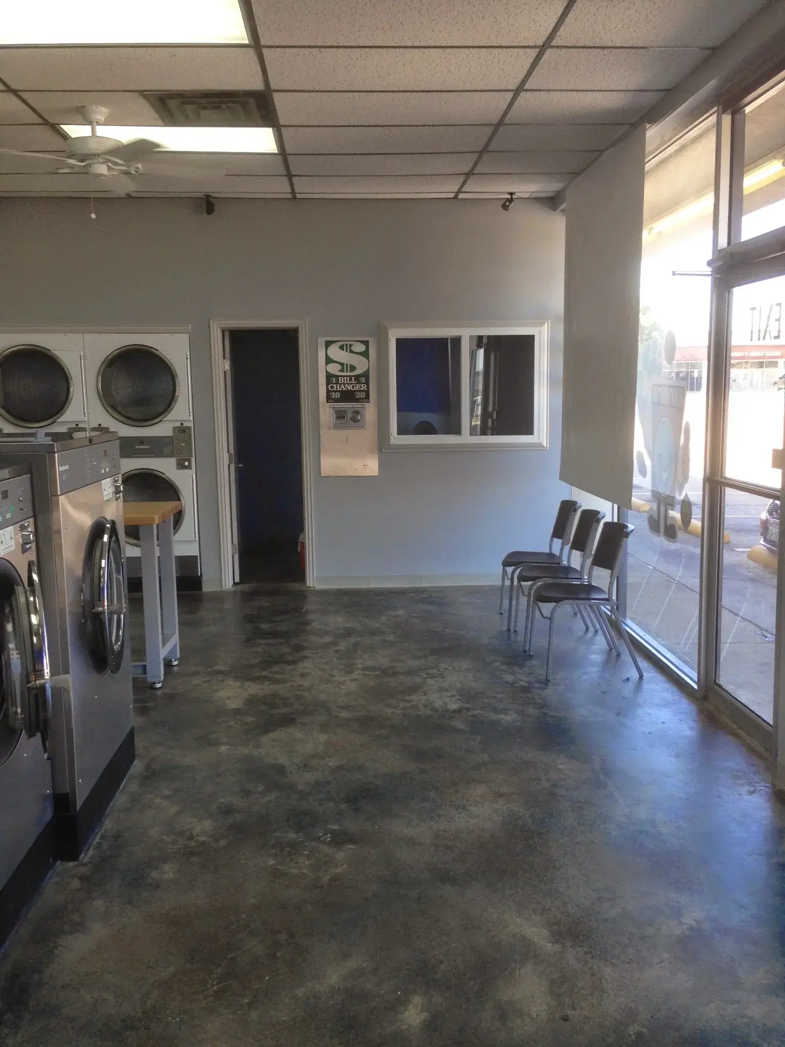 Plano Laundry thumbnail 16