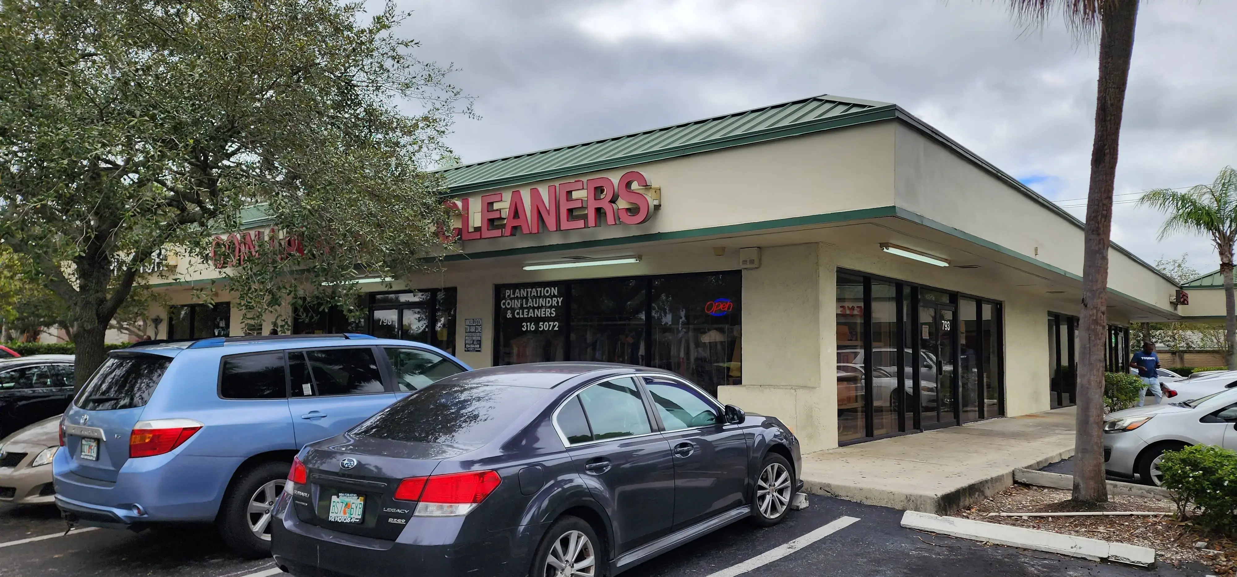 Plantation Coin Laundry location