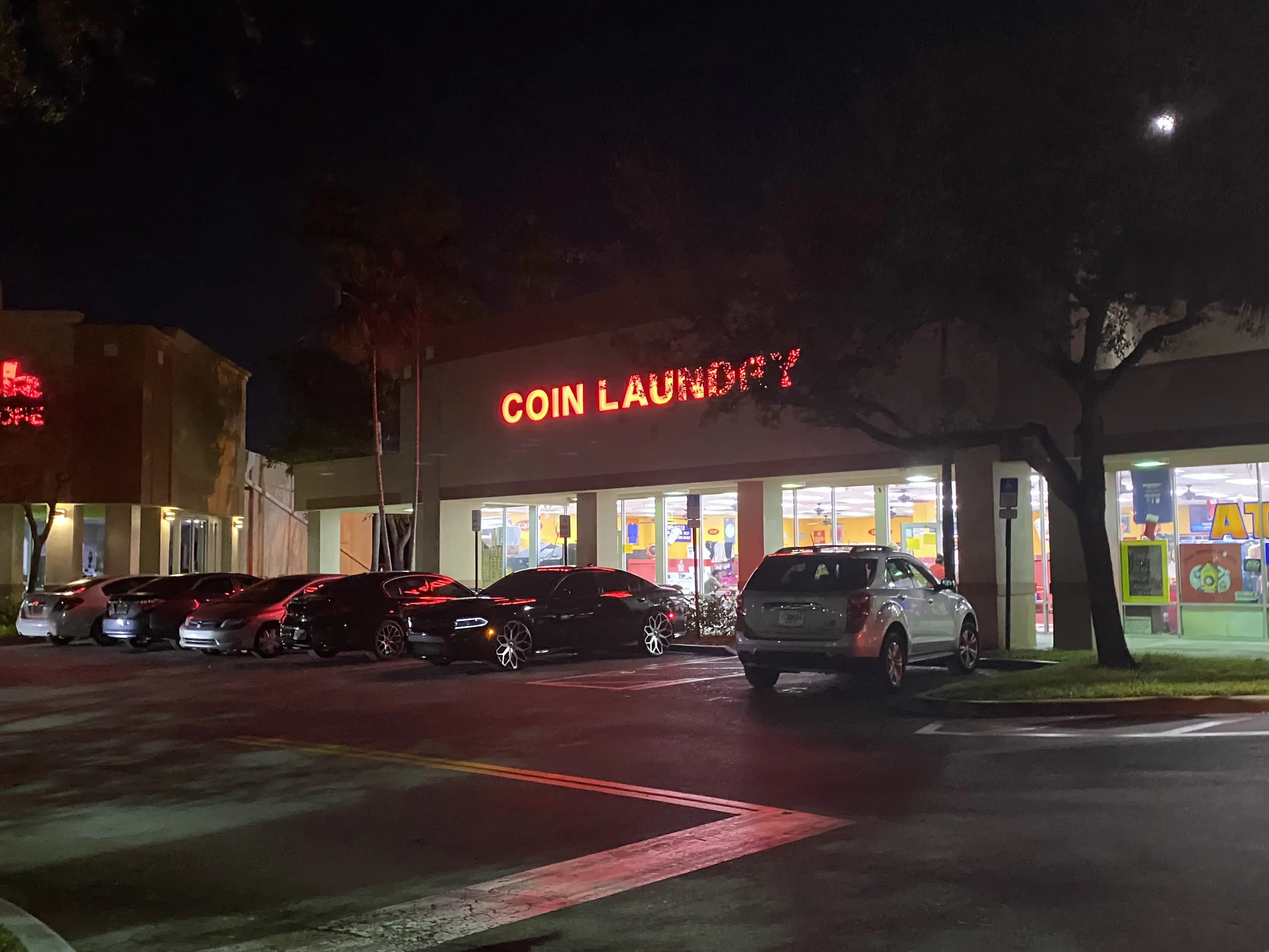 Plantation Coin Laundry thumbnail 2