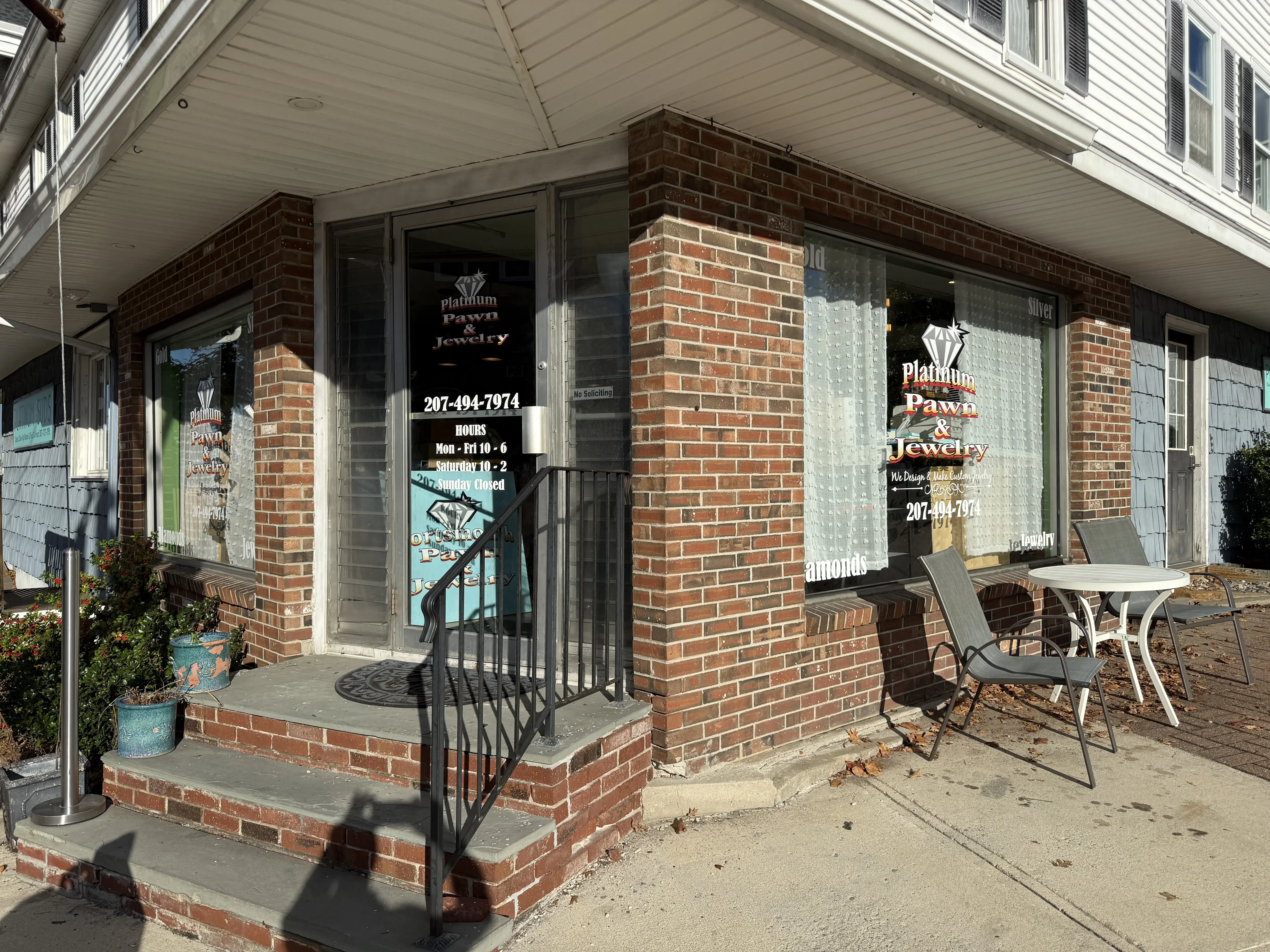 Platinum Suds 24Hr Classic Coin-Op Laundromat - Image 3