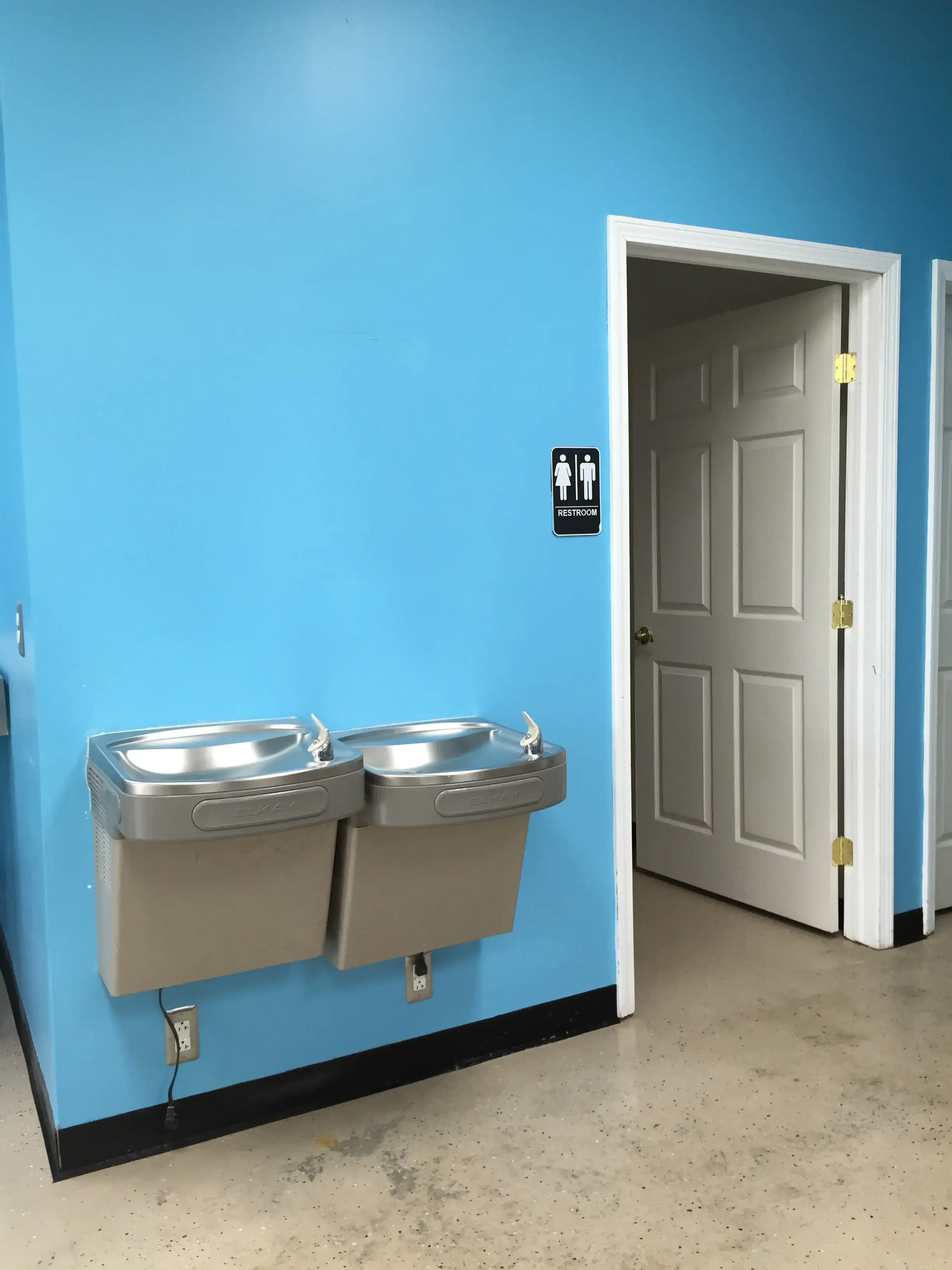 Platt Laundromat - Image 18