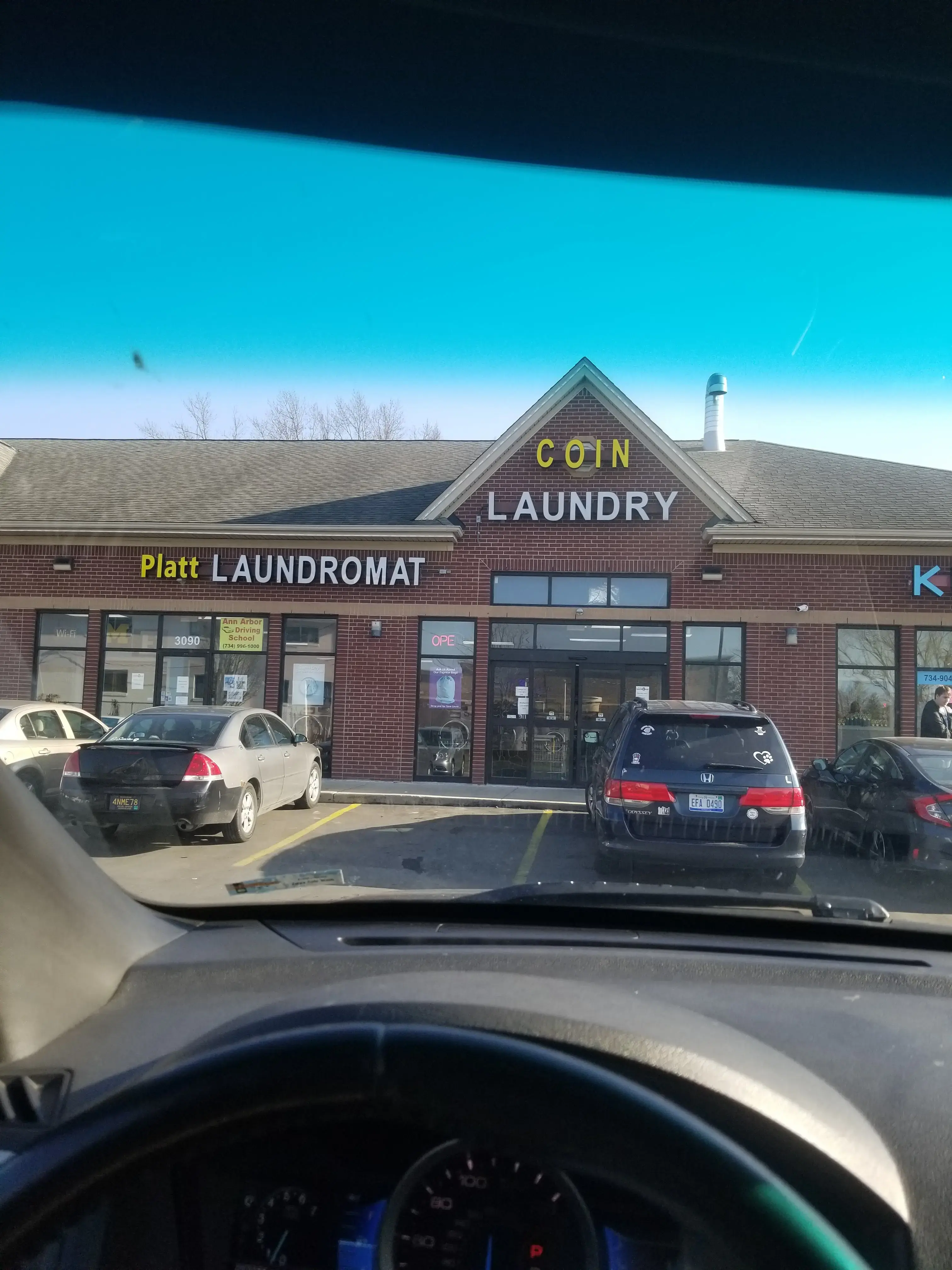 Platt Laundromat - Image 2